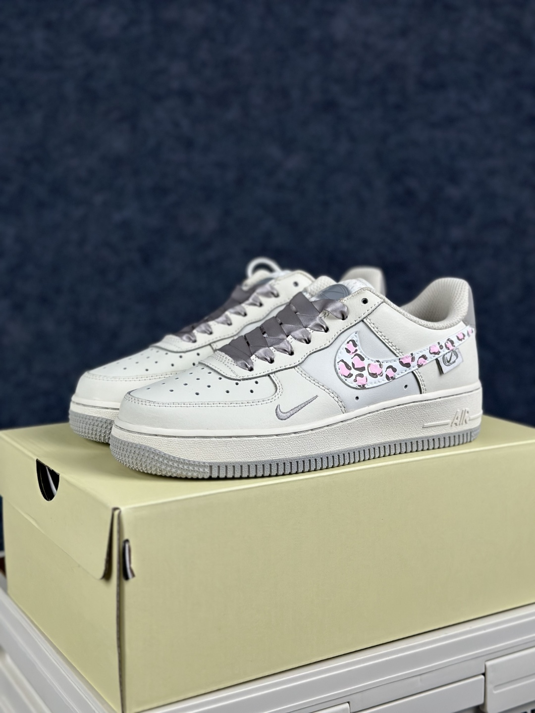 Nike Air Force 1 Low 耐克 空军一号低帮 DIY定制联名款 FB1839-323-Top High Quatity Cheap Sneakers Fashion Clothing Clothes Bags handbags Shoes of all Brand wholesale With The best Quality And Beautiful Price from China Factory Chinese suppliers wholesaler seller Nike Air Force 1 Low 耐克 空军一号低帮 DIY定制联名款 FB1839-323