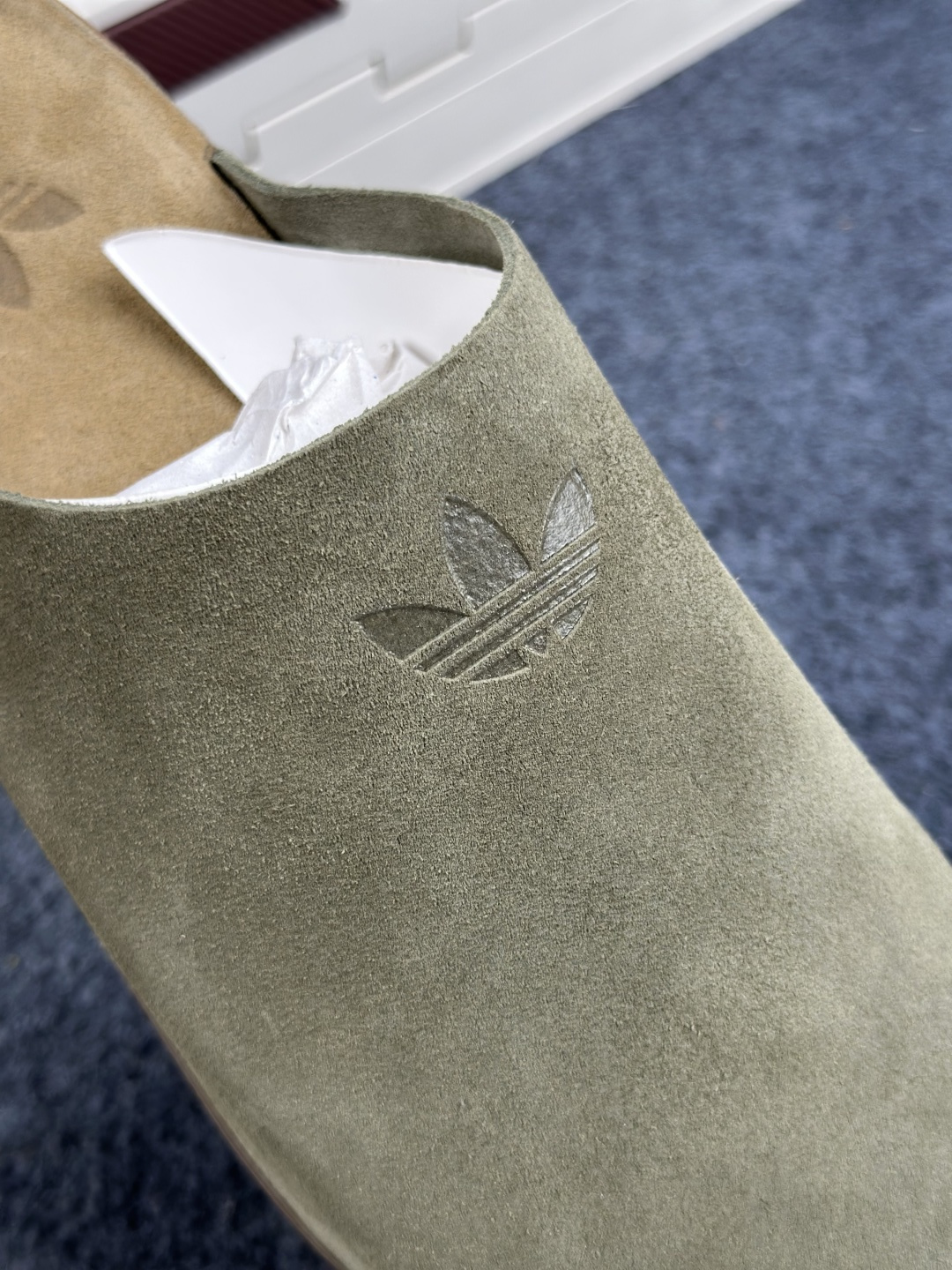 240 HZ版Adidas originals Adimule 舒适百搭 防磨包头一脚蹬拖鞋 IH6907