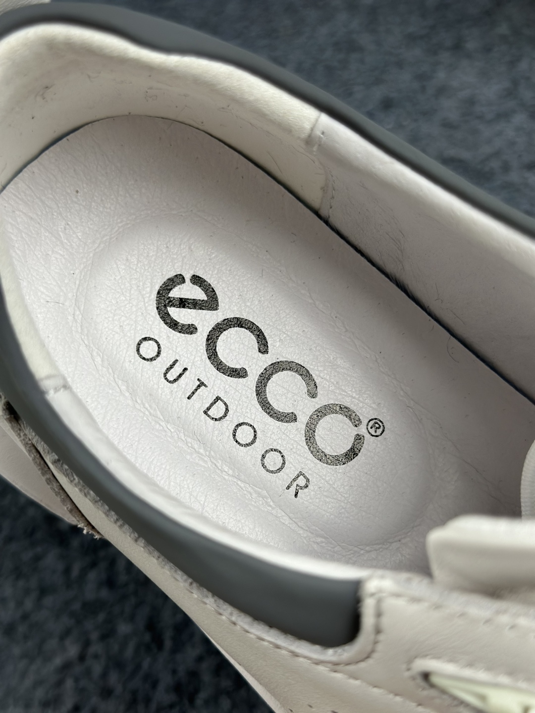 340 纯原渠道版本 Ecco 爱步 健步870909系列男士休闲鞋-Chinese UA Cheap High Quatity Brand Clothes Bags handbags Sneakers wholesale wholesaler seller from China Factory suppliers Fashion Clothing Shoes best Quality Beautiful Price 340 纯原渠道版本 Ecco 爱步 健步870909系列男士休闲鞋