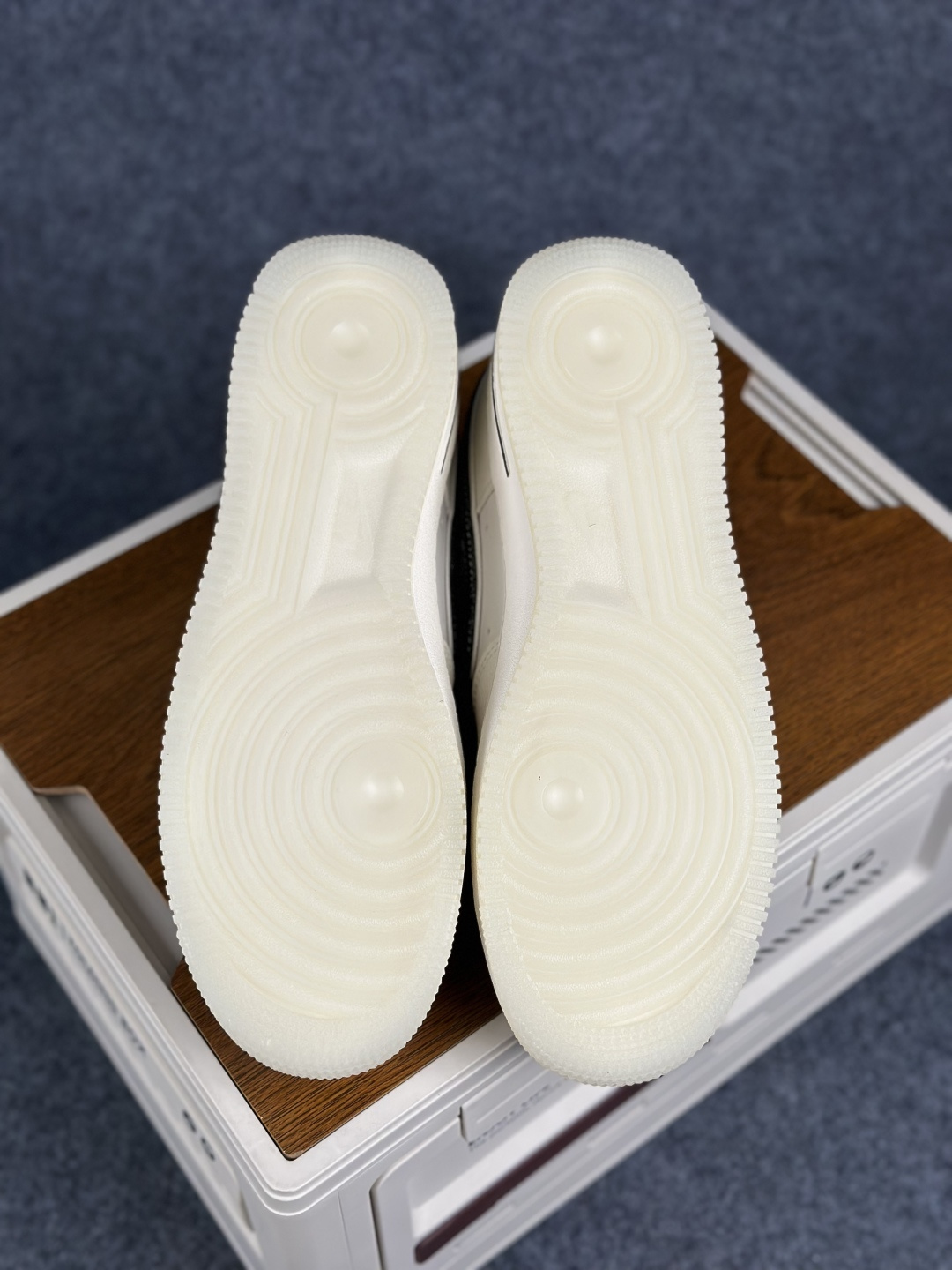 纯原上新 Nike Air Force 1 Low 耐克 空军一号低帮 DIY定制联名款 DN9688-105-Top High Quatity Cheap Sneakers Fashion Clothing Clothes Bags handbags Shoes of all Brand wholesale With The best Quality And Beautiful Price from China Factory Chinese suppliers wholesaler seller 纯原上新 Nike Air Force 1 Low 耐克 空军一号低帮 DIY定制联名款 DN9688-105