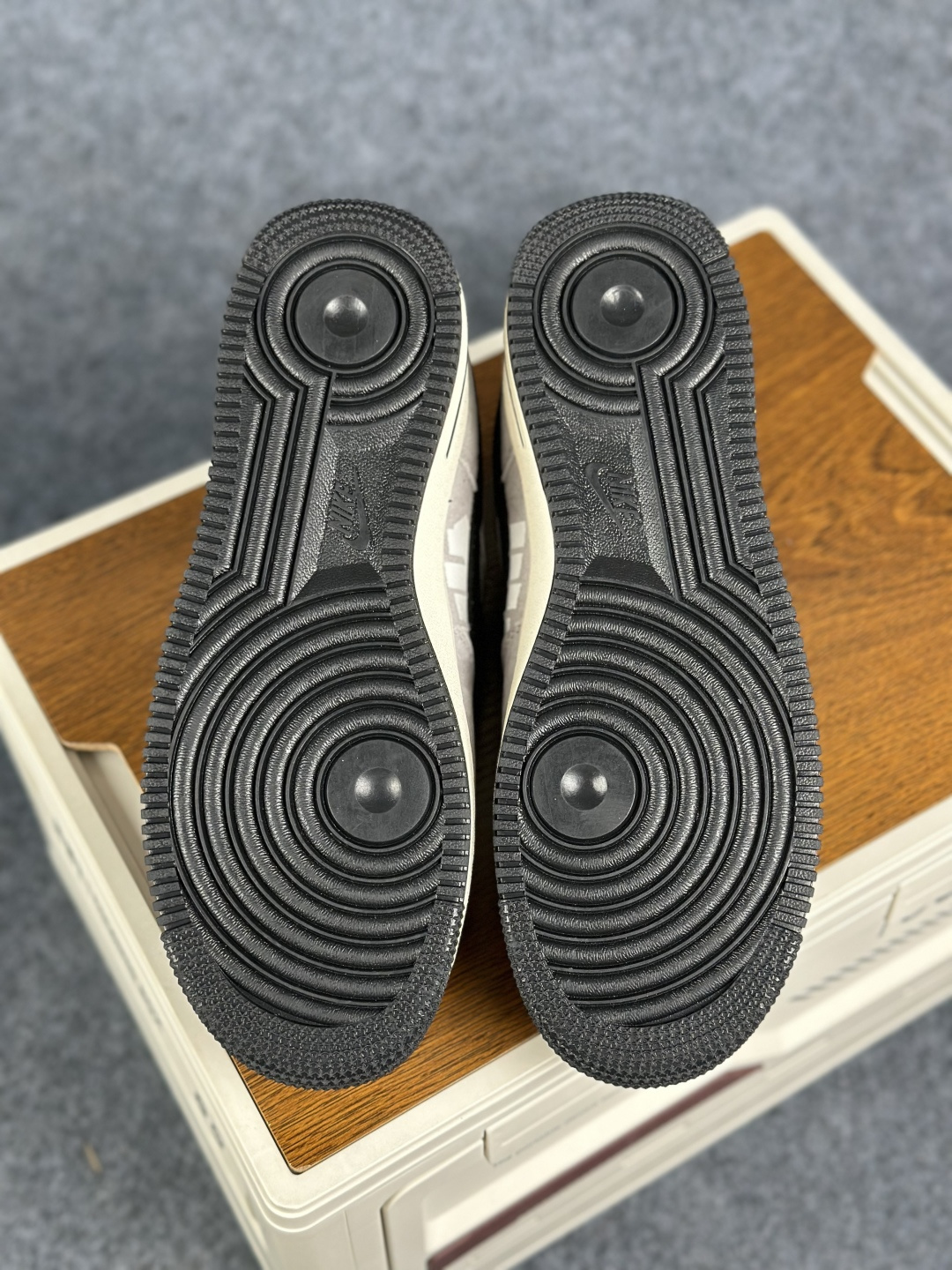 纯原上新 Nike Air Force 1 Low 耐克 空军一号低帮 DIY定制联名款 FV3694-114-Top High Quatity Cheap Sneakers Fashion Clothing Clothes Bags handbags Shoes of all Brand wholesale With The best Quality And Beautiful Price from China Factory Chinese suppliers wholesaler seller 纯原上新 Nike Air Force 1 Low 耐克 空军一号低帮 DIY定制联名款 FV3694-114