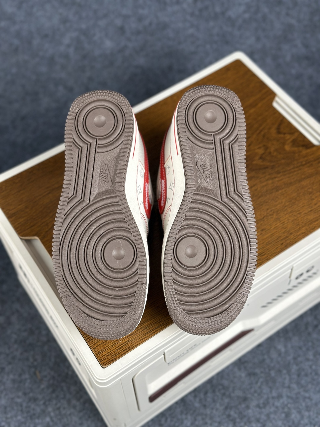 纯原上新 Nike Air Force 1 Low 耐克 空军一号低帮 DIY定制联名款 NHO601-549-Top High Quatity Cheap Sneakers Fashion Clothing Clothes Bags handbags Shoes of all Brand wholesale With The best Quality And Beautiful Price from China Factory Chinese suppliers wholesaler seller 纯原上新 Nike Air Force 1 Low 耐克 空军一号低帮 DIY定制联名款 NHO601-549