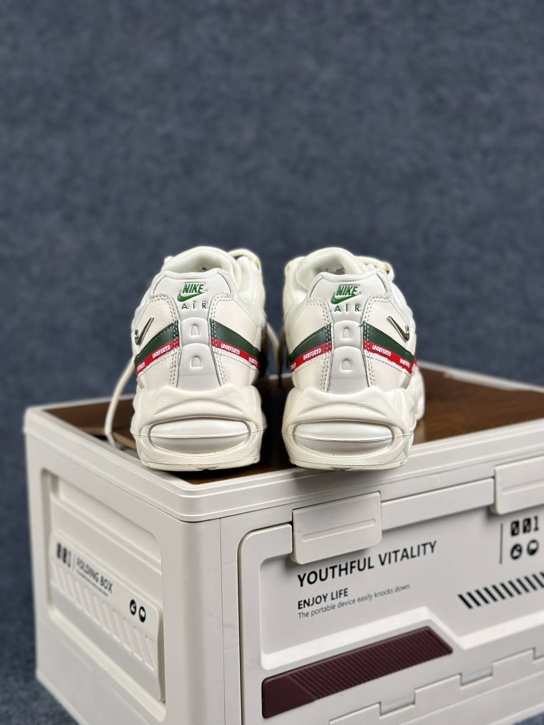 外贸超人气顶流单品 XP纯原版 UNDEFEATED x NK Air Max 95 ” Black ” 五道杠联名款低帮休闲运动鞋 IB4453-100-Top High Quatity Cheap Sneakers Fashion Clothing Clothes Bags handbags Shoes of all Brand wholesale With The best Quality And Beautiful Price from China Factory Chinese suppliers wholesaler seller 外贸超人气顶流单品 XP纯原版 UNDEFEATED x NK Air Max 95 ” Black ” 五道杠联名款低帮休闲运动鞋 IB4453-100
