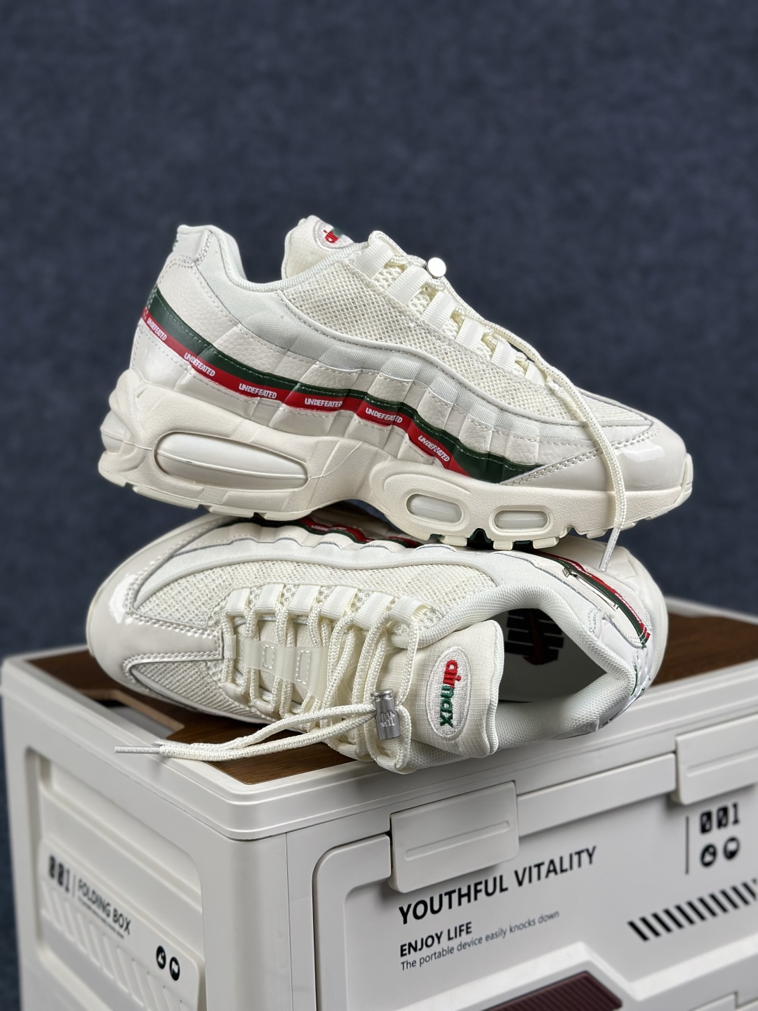 外贸超人气顶流单品 XP纯原版 UNDEFEATED x NK Air Max 95 ” Black ” 五道杠联名款低帮休闲运动鞋 IB4453-100-Top High Quatity Cheap Sneakers Fashion Clothing Clothes Bags handbags Shoes of all Brand wholesale With The best Quality And Beautiful Price from China Factory Chinese suppliers wholesaler seller 外贸超人气顶流单品 XP纯原版 UNDEFEATED x NK Air Max 95 ” Black ” 五道杠联名款低帮休闲运动鞋 IB4453-100