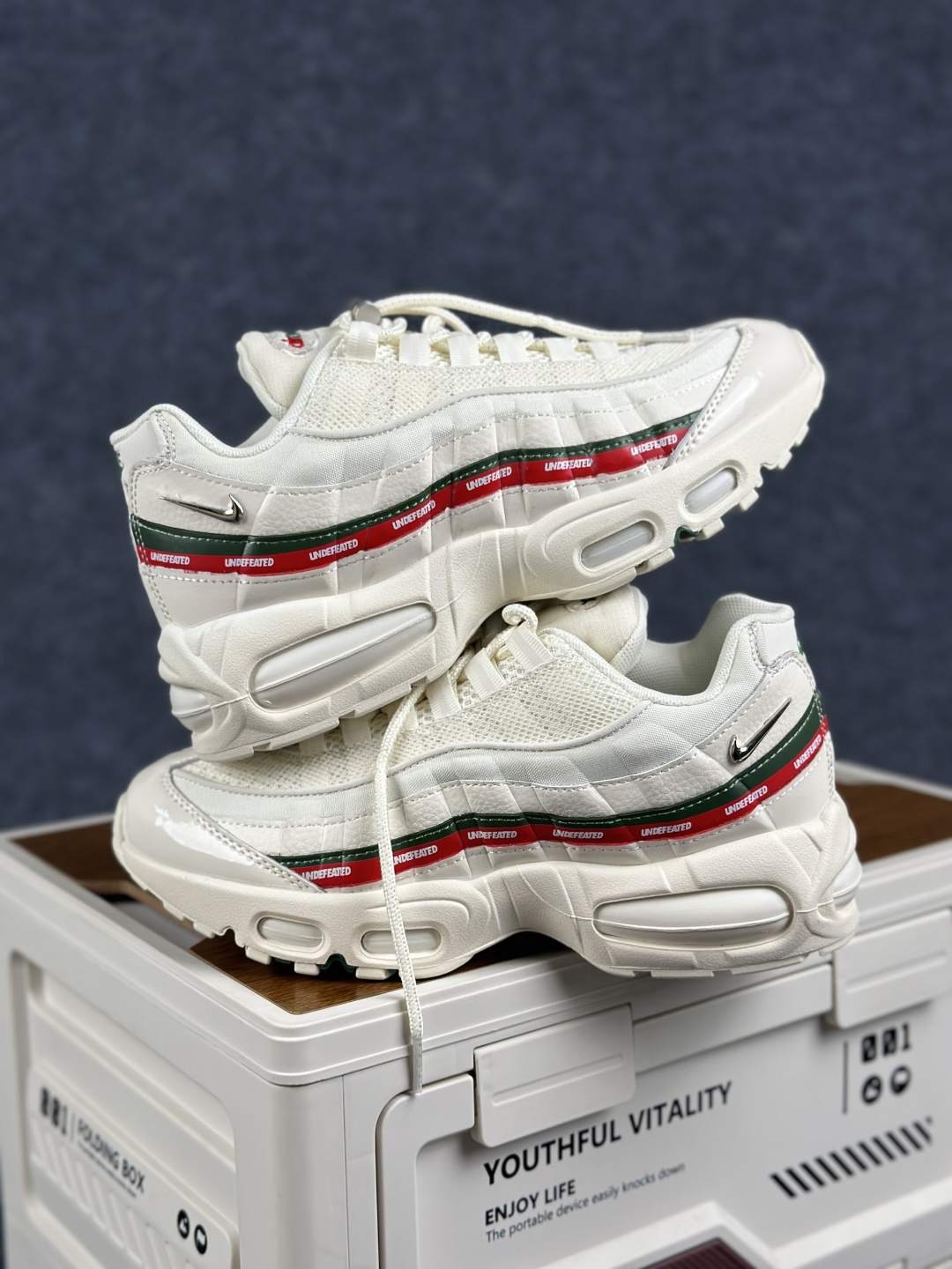 外贸超人气顶流单品 XP纯原版 UNDEFEATED x NK Air Max 95 ” Black ” 五道杠联名款低帮休闲运动鞋 IB4453-100-Top High Quatity Cheap Sneakers Fashion Clothing Clothes Bags handbags Shoes of all Brand wholesale With The best Quality And Beautiful Price from China Factory Chinese suppliers wholesaler seller 外贸超人气顶流单品 XP纯原版 UNDEFEATED x NK Air Max 95 ” Black ” 五道杠联名款低帮休闲运动鞋 IB4453-100