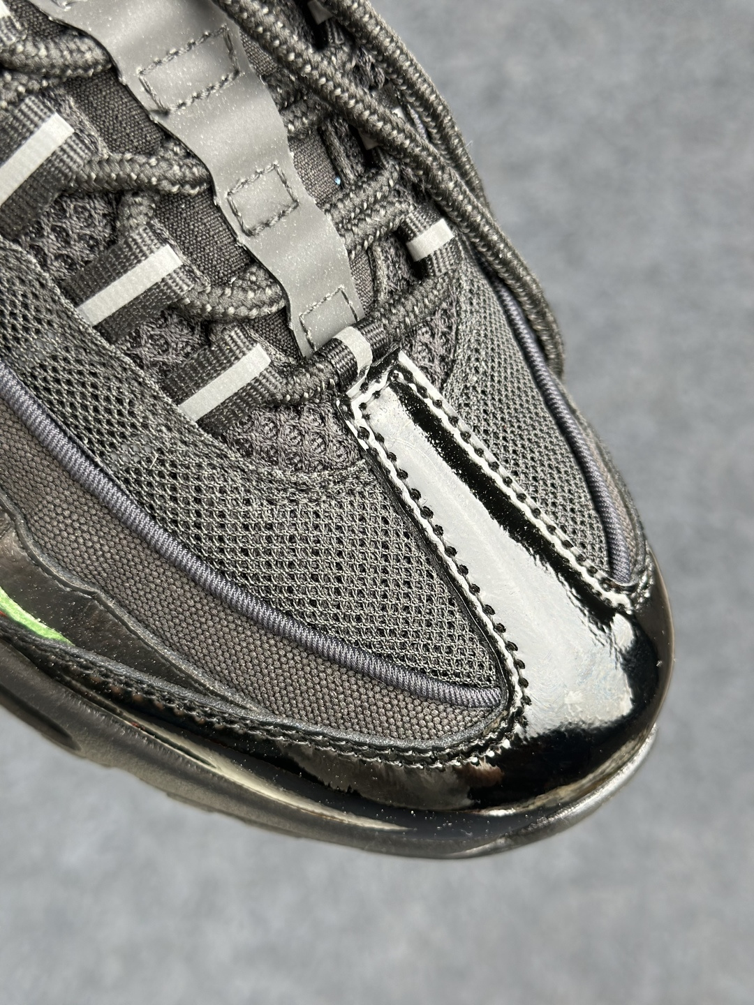 外贸超人气顶流单品 XP纯原版 UNDEFEATED x NK Air Max 95 ” Black ” 五道杠联名款低帮休闲运动鞋 IB4453-001-Top High Quatity Cheap Sneakers Fashion Clothing Clothes Bags handbags Shoes of all Brand wholesale With The best Quality And Beautiful Price from China Factory Chinese suppliers wholesaler seller 外贸超人气顶流单品 XP纯原版 UNDEFEATED x NK Air Max 95 ” Black ” 五道杠联名款低帮休闲运动鞋 IB4453-001