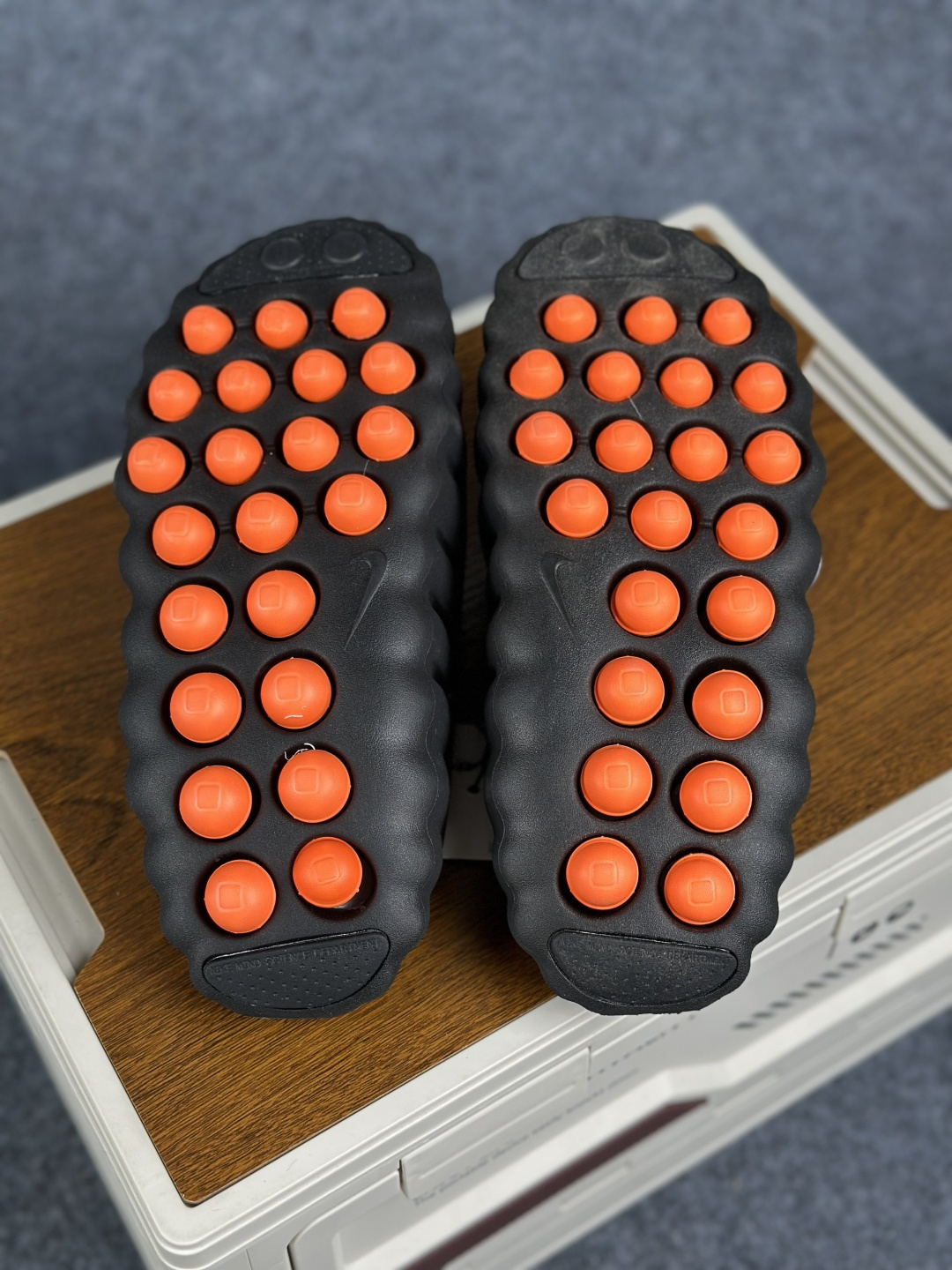 RL正确版出货 Nike Mind 001 深红拖鞋 神经科学足底按摩包头拖鞋 HQ4307-001