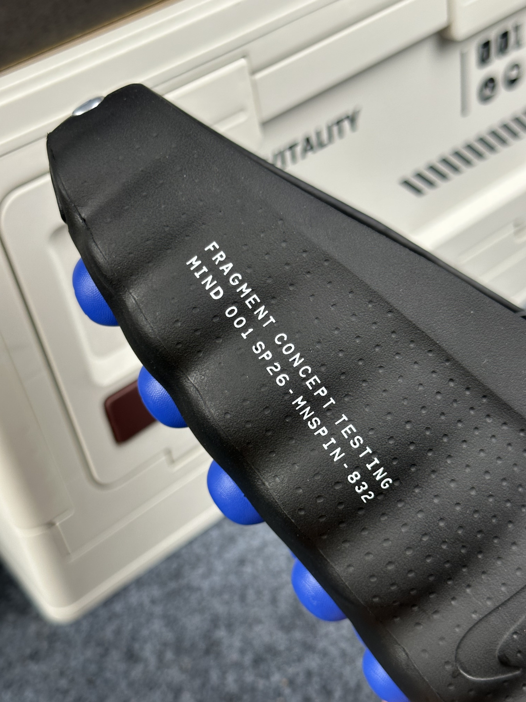 RL正确版出货 Nike Mind 001 深红拖鞋 神经科学足底按摩包头拖鞋 IQ8502-001-Top High Quatity Cheap Sneakers Fashion Clothing Clothes Bags handbags Shoes of all Brand wholesale With The best Quality And Beautiful Price from China Factory Chinese suppliers wholesaler seller RL正确版出货 Nike Mind 001 深红拖鞋 神经科学足底按摩包头拖鞋 IQ8502-001
