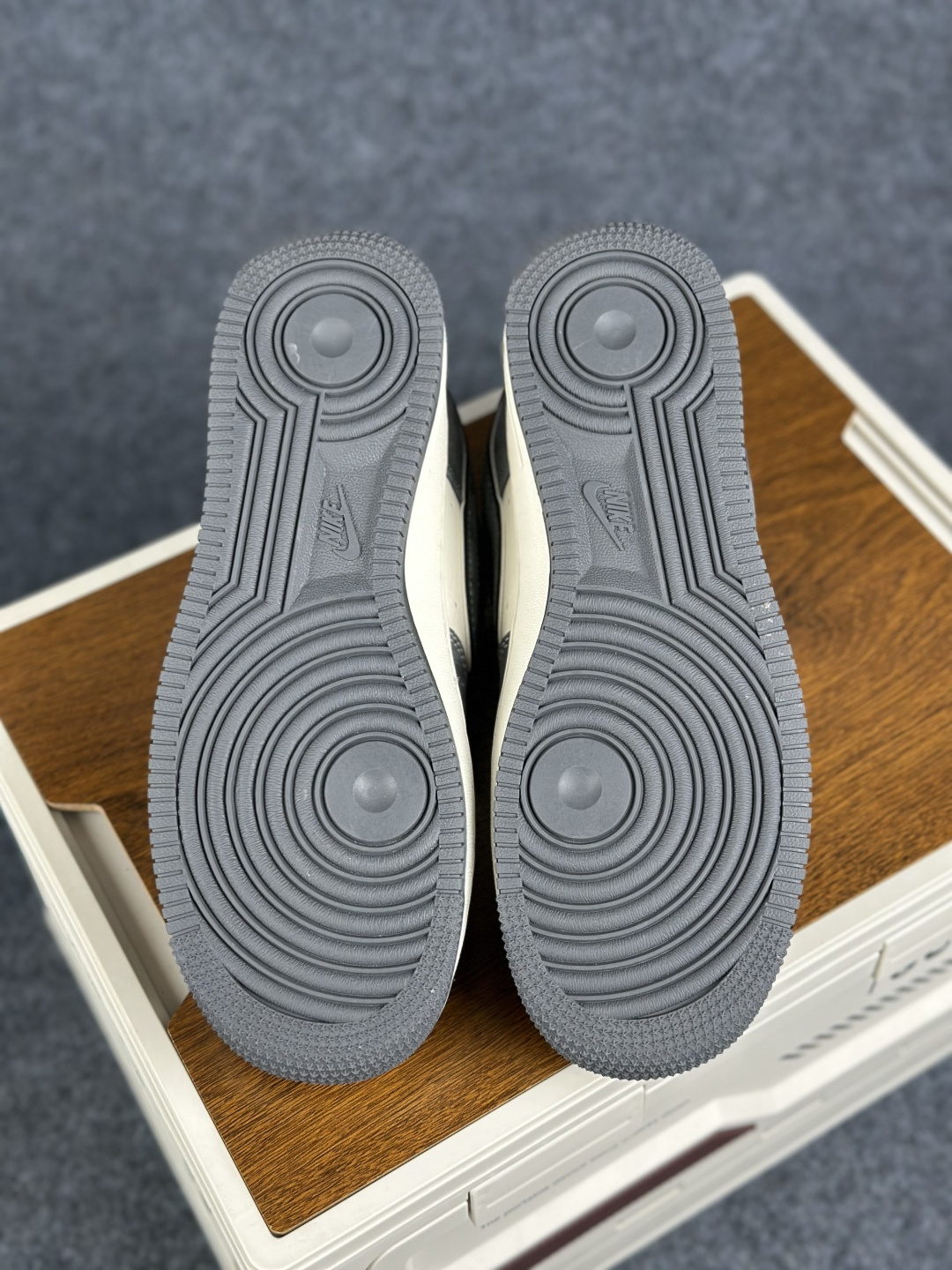 纯原上新 Nike Air Force 1 Low 耐克 空军一号低帮 DIY定制联名款 CS5288-099-Top High Quatity Cheap Sneakers Fashion Clothing Clothes Bags handbags Shoes of all Brand wholesale With The best Quality And Beautiful Price from China Factory Chinese suppliers wholesaler seller 纯原上新 Nike Air Force 1 Low 耐克 空军一号低帮 DIY定制联名款 CS5288-099