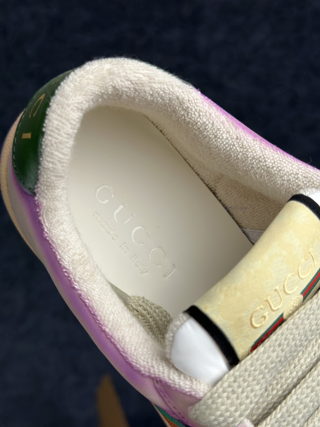 350 Gucci 最新配色 Screener系列 做旧喷绘-Chinese UA Cheap High Quatity Brand Clothes Bags handbags Sneakers wholesale wholesaler seller from China Factory suppliers Fashion Clothing Shoes best Quality Beautiful Price 350 Gucci 最新配色 Screener系列 做旧喷绘