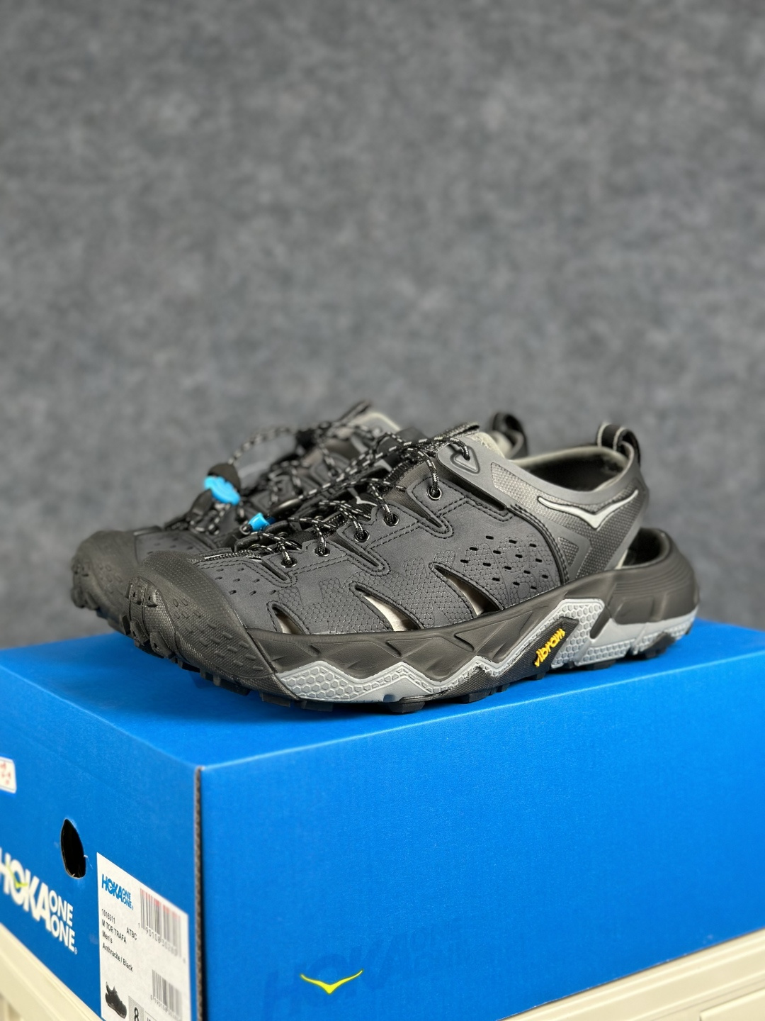 220 HOKA One One Vibram 轻量溯溪鞋 1016311-ATBC