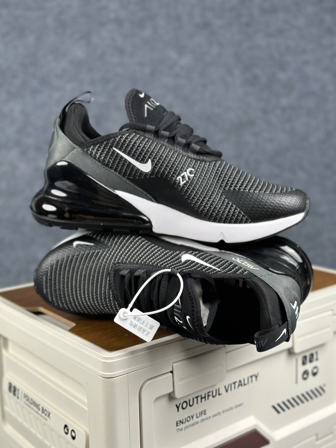 Nike Air Max 270 低帮气垫跑鞋 max270黑银钩 AQ9164-004-Top High Quatity Cheap Sneakers Fashion Clothing Clothes Bags handbags Shoes of all Brand wholesale With The best Quality And Beautiful Price from China Factory Chinese suppliers wholesaler seller Nike Air Max 270 低帮气垫跑鞋 max270黑银钩 AQ9164-004