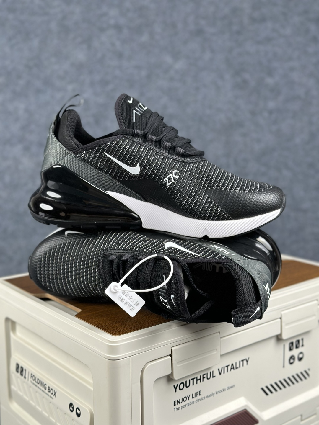 Nike Air Max 270 低帮气垫跑鞋 max270黑银钩 AQ9164-004-Top High Quatity Cheap Sneakers Fashion Clothing Clothes Bags handbags Shoes of all Brand wholesale With The best Quality And Beautiful Price from China Factory Chinese suppliers wholesaler seller Nike Air Max 270 低帮气垫跑鞋 max270黑银钩 AQ9164-004