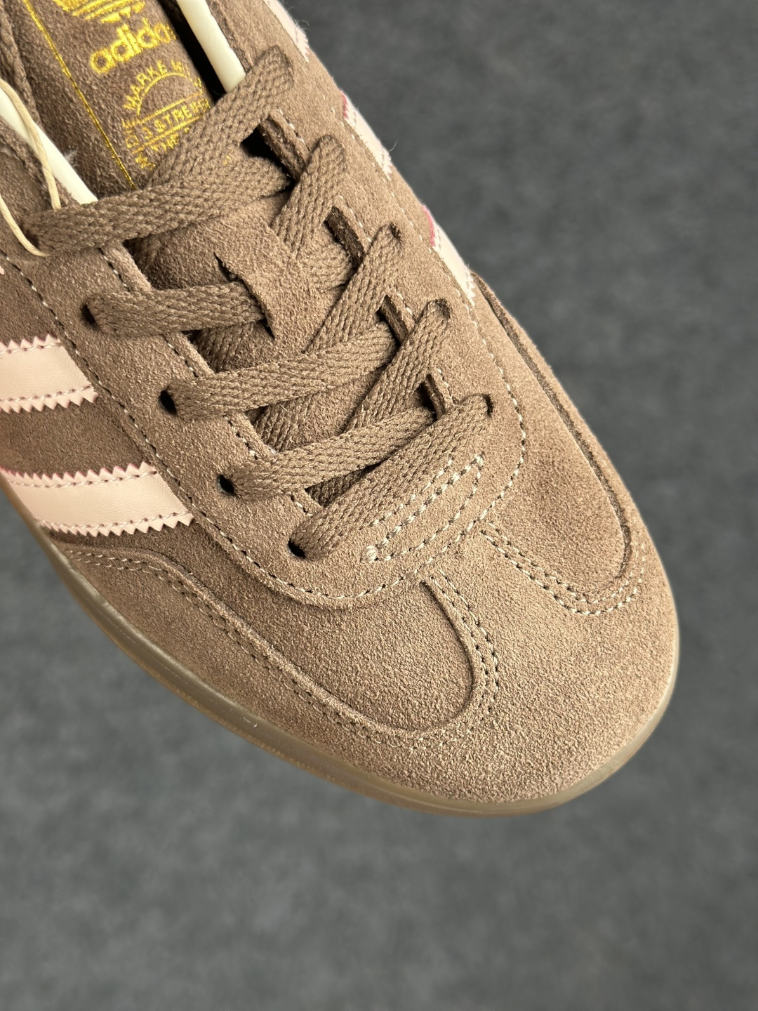 Adidas Originals Samba 阿迪达斯三叶草 桑巴舞系列绅士德训足球风百搭低帮休闲运动板鞋 JR2431-Top High Quatity Cheap Sneakers Fashion Clothing Clothes Bags handbags Shoes of all Brand wholesale With The best Quality And Beautiful Price from China Factory Chinese suppliers wholesaler seller Adidas Originals Samba 阿迪达斯三叶草 桑巴舞系列绅士德训足球风百搭低帮休闲运动板鞋 JR2431