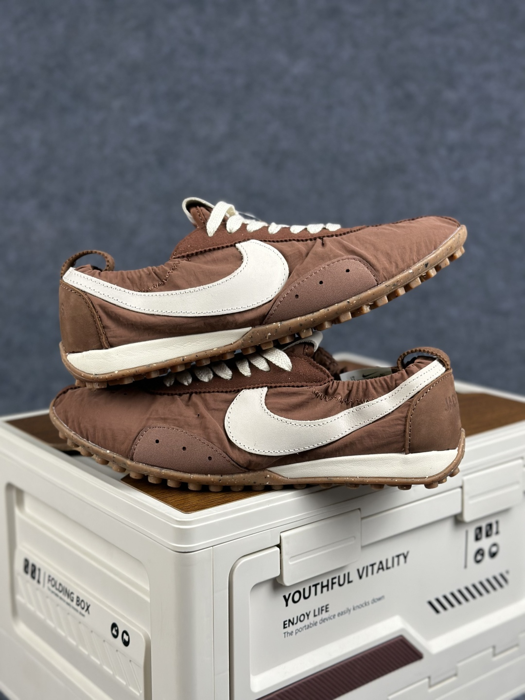 Jacquemus x Nike Moon Shoe SP 网红薄底低帮生活休闲鞋 HV8547-200