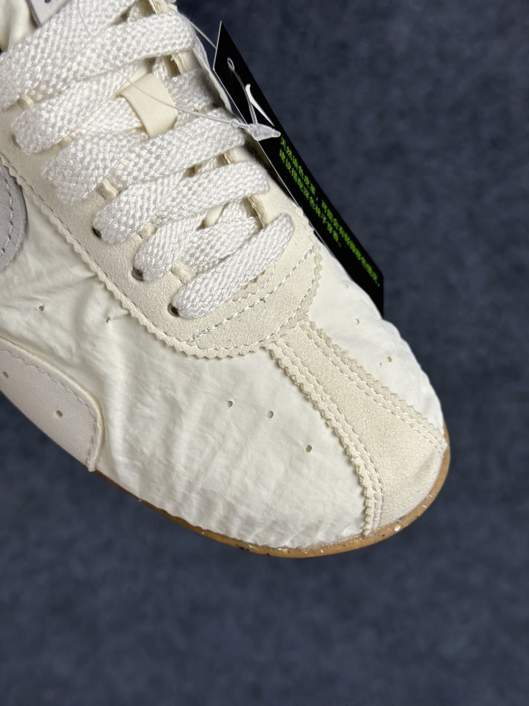 Jacquemus x Nike Moon Shoe SP 网红薄底低帮生活休闲鞋 HV8547-002-Top High Quatity Cheap Sneakers Fashion Clothing Clothes Bags handbags Shoes of all Brand wholesale With The best Quality And Beautiful Price from China Factory Chinese suppliers wholesaler seller Jacquemus x Nike Moon Shoe SP 网红薄底低帮生活休闲鞋 HV8547-002