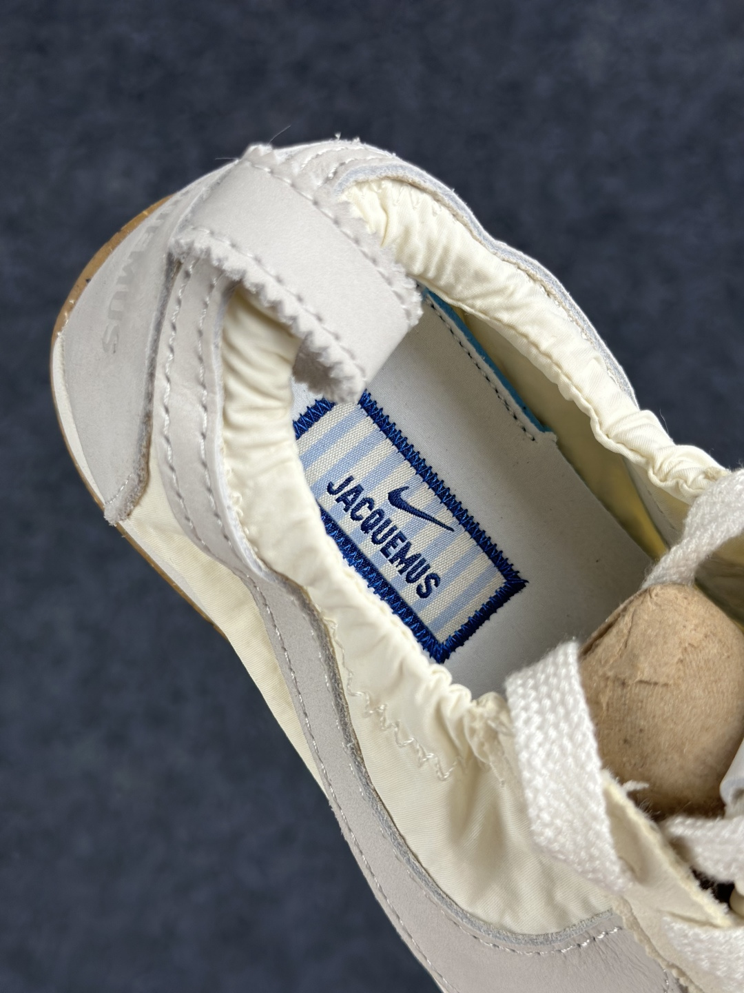 Jacquemus x Nike Moon Shoe SP 网红薄底低帮生活休闲鞋 HV8547-002-Top High Quatity Cheap Sneakers Fashion Clothing Clothes Bags handbags Shoes of all Brand wholesale With The best Quality And Beautiful Price from China Factory Chinese suppliers wholesaler seller Jacquemus x Nike Moon Shoe SP 网红薄底低帮生活休闲鞋 HV8547-002