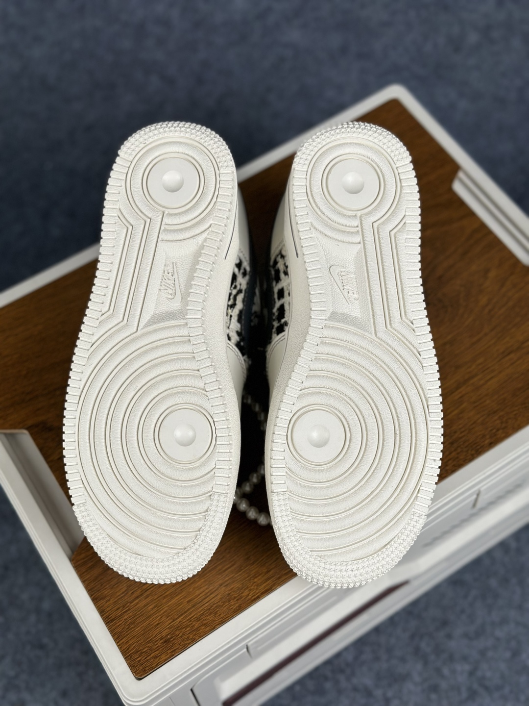Air Force 1 '07 Low 雾白珍珠 FJ7740-071 S-Top High Quatity Cheap Sneakers Fashion Clothing Clothes Bags handbags Shoes of all Brand wholesale With The best Quality And Beautiful Price from China Factory Chinese suppliers wholesaler seller Air Force 1 '07 Low 雾白珍珠 FJ7740-071 S
