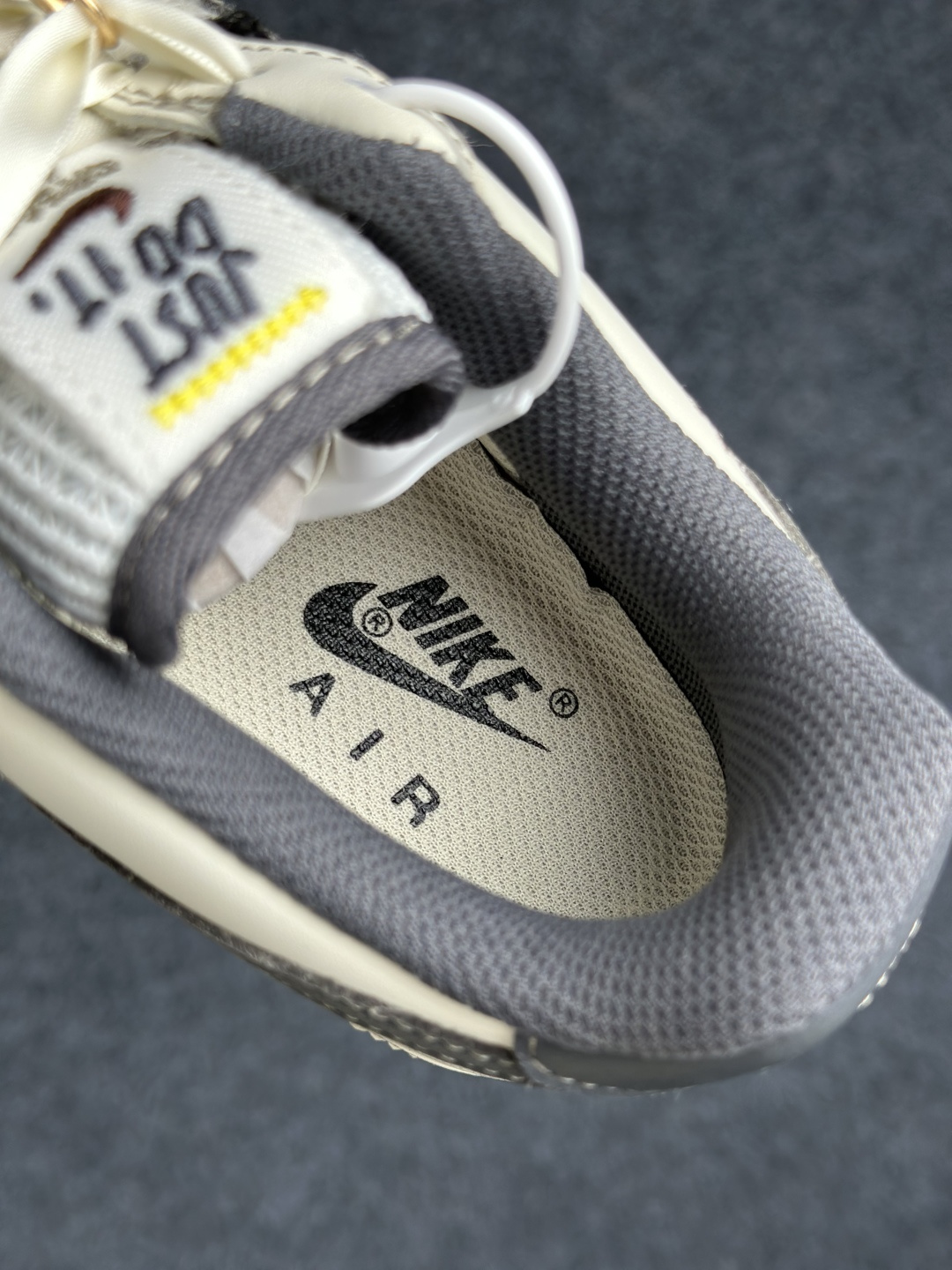 Air Force 1 '07 Low 雾白珍珠 FJ7740-071 S-Top High Quatity Cheap Sneakers Fashion Clothing Clothes Bags handbags Shoes of all Brand wholesale With The best Quality And Beautiful Price from China Factory Chinese suppliers wholesaler seller Air Force 1 '07 Low 雾白珍珠 FJ7740-071 S
