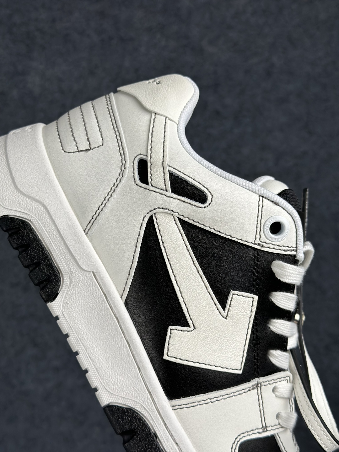OW纯原版 Off-White板鞋 第21色 黑白标-Top High Quatity Cheap Sneakers Fashion Clothing Clothes Bags handbags Shoes of all Brand wholesale With The best Quality And Beautiful Price from China Factory Chinese suppliers wholesaler seller OW纯原版 Off-White板鞋 第21色 黑白标