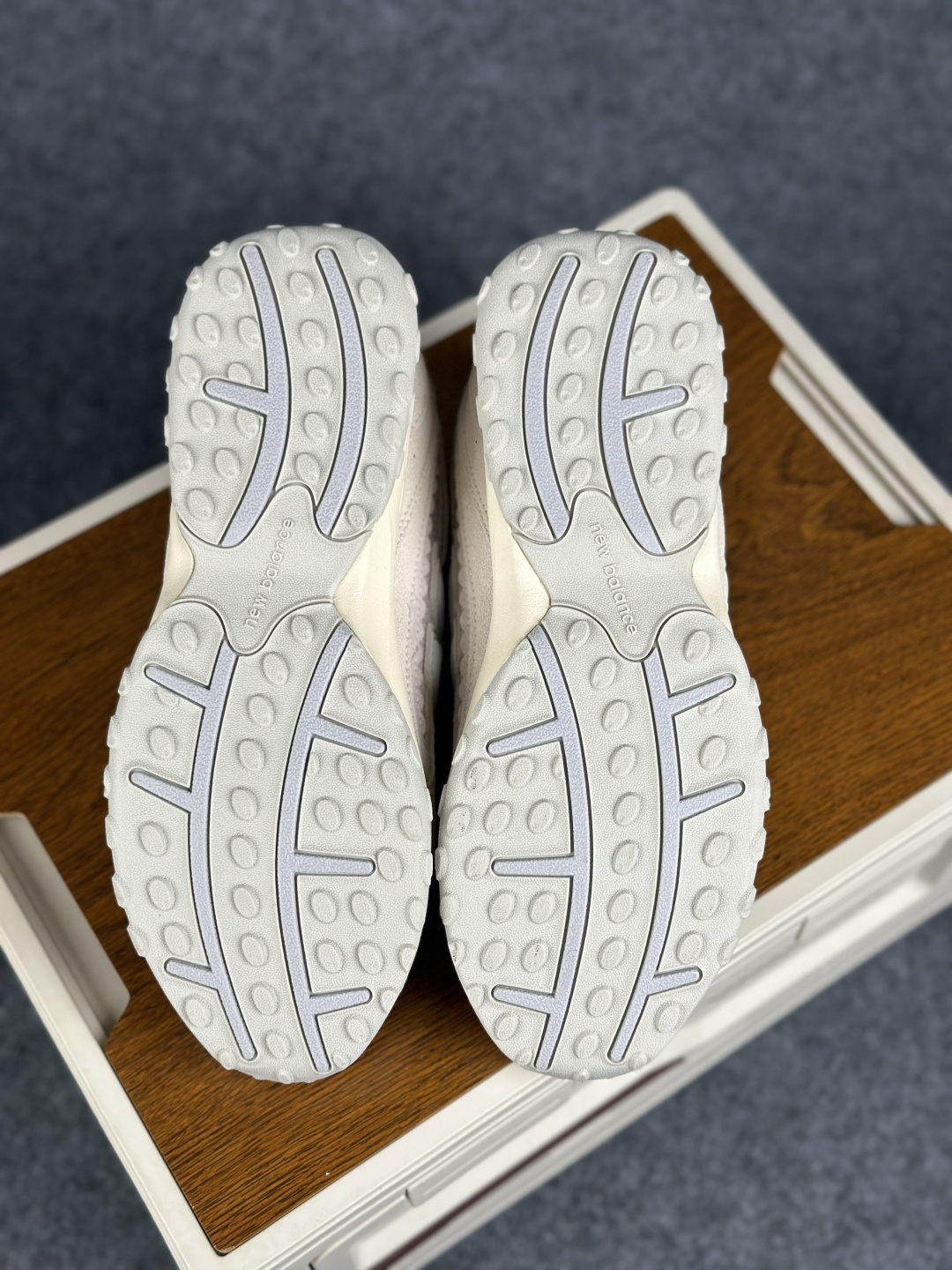 New Balance 新百伦204 老爹跑步鞋 U204L2SZ-Top High Quatity Cheap Sneakers Fashion Clothing Clothes Bags handbags Shoes of all Brand wholesale With The best Quality And Beautiful Price from China Factory Chinese suppliers wholesaler seller New Balance 新百伦204 老爹跑步鞋 U204L2SZ