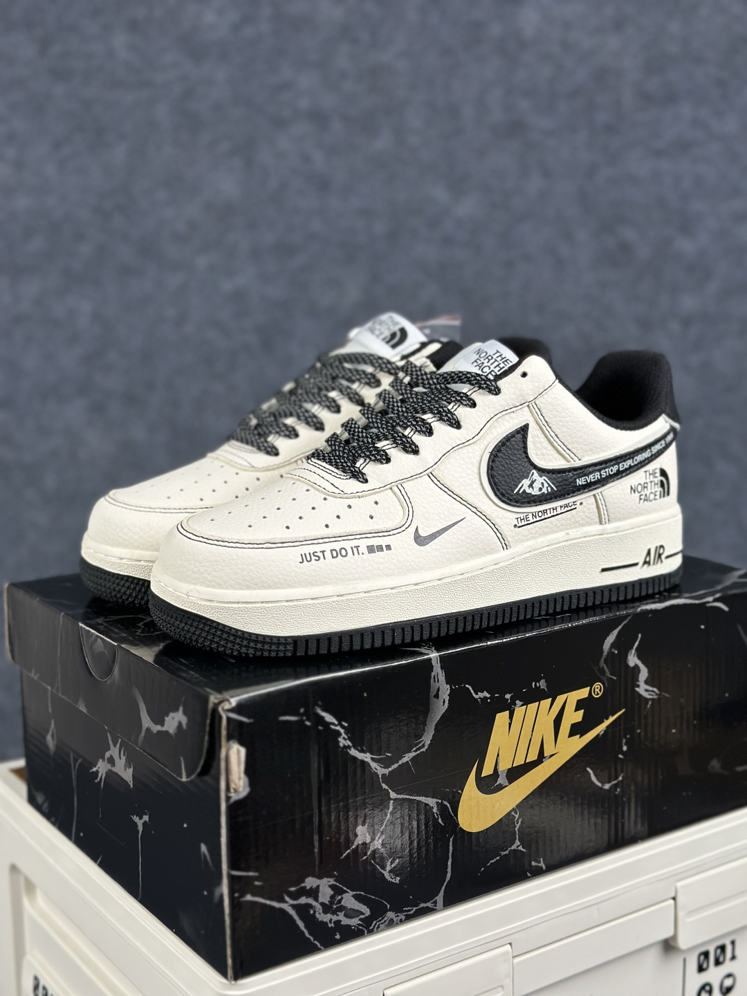 TNF x Air Force 1 Low 米白黑 DD1982-343-Top High Quatity Cheap Sneakers Fashion Clothing Clothes Bags handbags Shoes of all Brand wholesale With The best Quality And Beautiful Price from China Factory Chinese suppliers wholesaler seller TNF x Air Force 1 Low 米白黑 DD1982-343