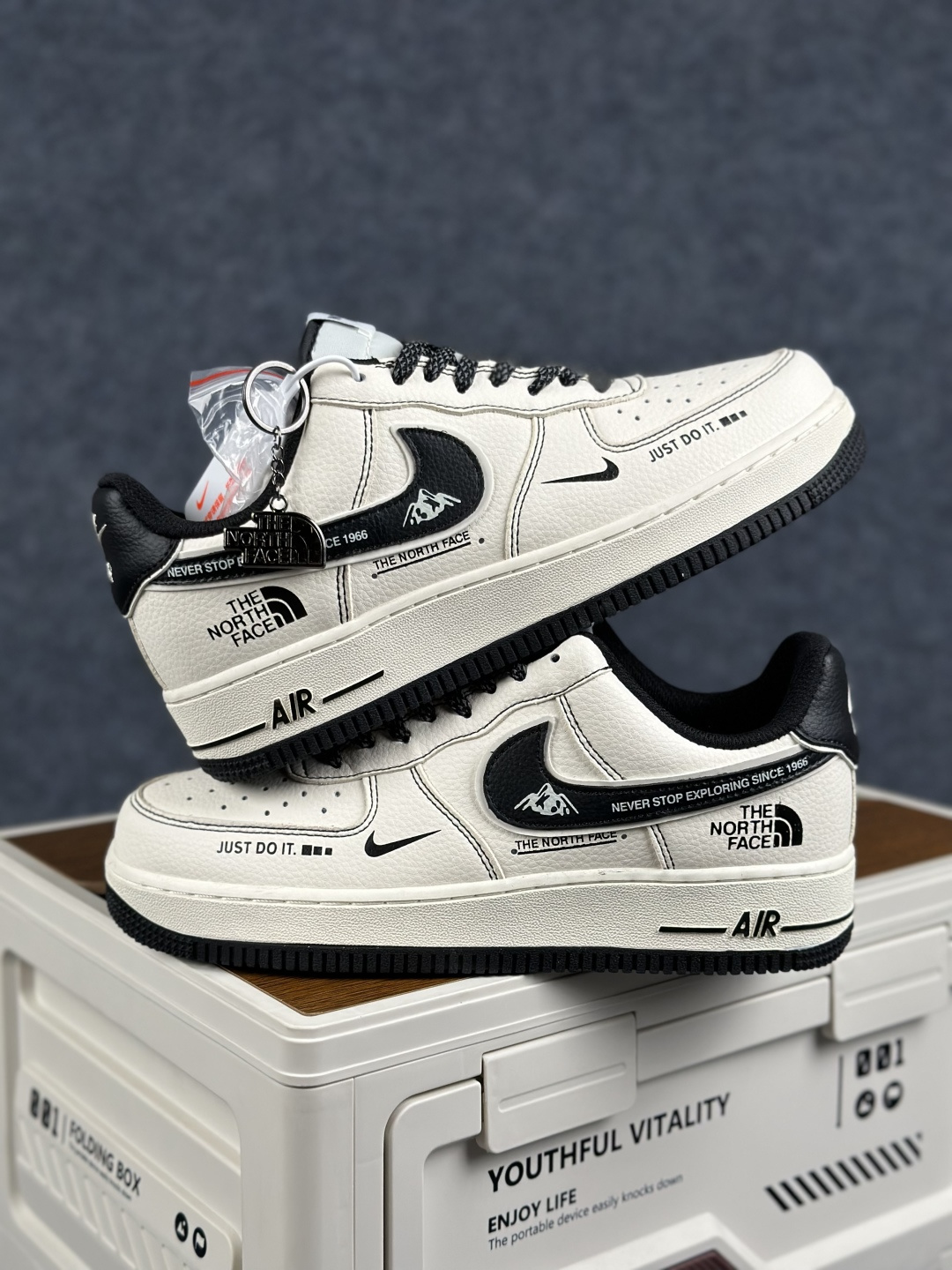 TNF x Air Force 1 Low 米白黑 DD1982-343-Top High Quatity Cheap Sneakers Fashion Clothing Clothes Bags handbags Shoes of all Brand wholesale With The best Quality And Beautiful Price from China Factory Chinese suppliers wholesaler seller TNF x Air Force 1 Low 米白黑 DD1982-343