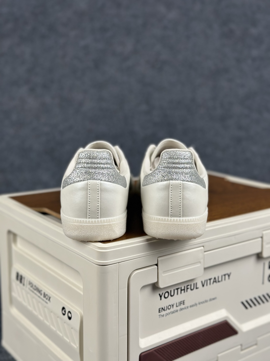 HZ版Adidas Originals Samba 阿迪达斯三叶草 桑巴舞系列绅士德训足球风百搭低帮休闲运动板鞋 HP3658-Top High Quatity Cheap Sneakers Fashion Clothing Clothes Bags handbags Shoes of all Brand wholesale With The best Quality And Beautiful Price from China Factory Chinese suppliers wholesaler seller HZ版Adidas Originals Samba 阿迪达斯三叶草 桑巴舞系列绅士德训足球风百搭低帮休闲运动板鞋 HP3658