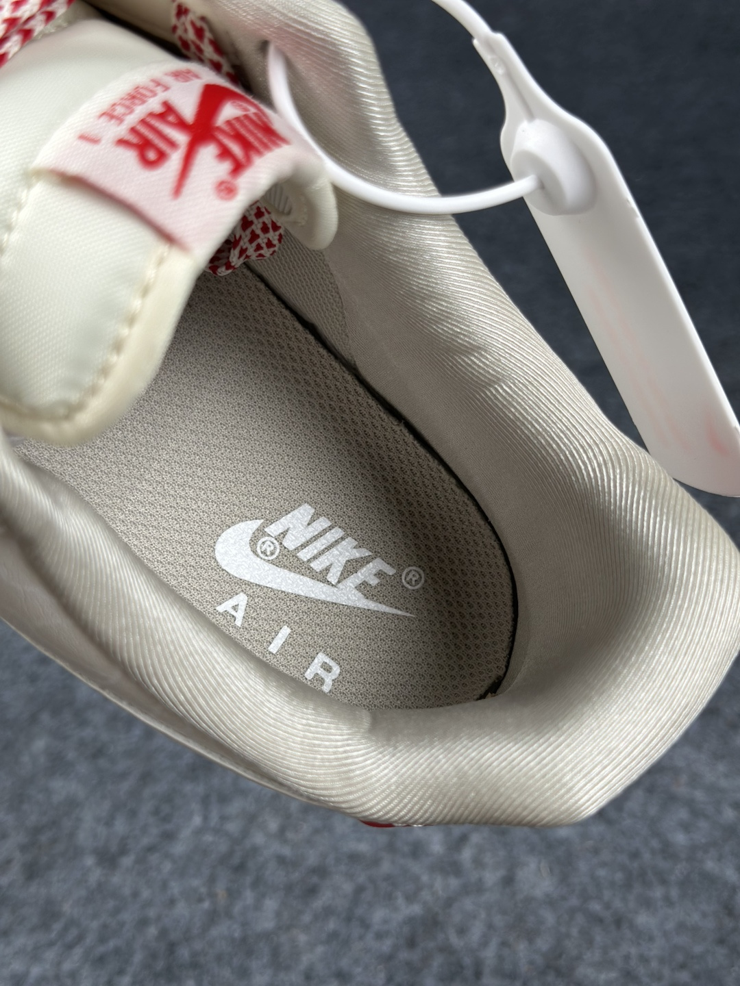 Nike Air Force 1 Low 米红 SS1979-024-Top High Quatity Cheap Sneakers Fashion Clothing Clothes Bags handbags Shoes of all Brand wholesale With The best Quality And Beautiful Price from China Factory Chinese suppliers wholesaler seller Nike Air Force 1 Low 米红 SS1979-024