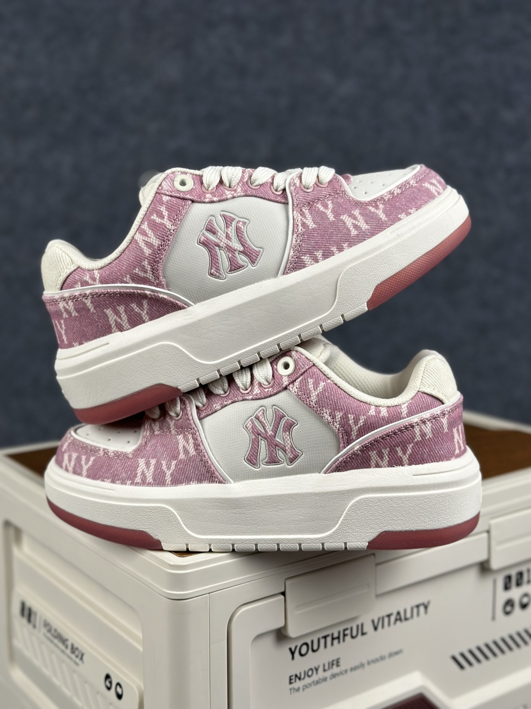 MLB CHUNKY LINER FRESH 纽约洋基队 时尚拼接撞色 立体LO厚底复古 舒适百搭学长鞋 3ASXMO16N-50LDS (GP009) 标准银色/标准白色