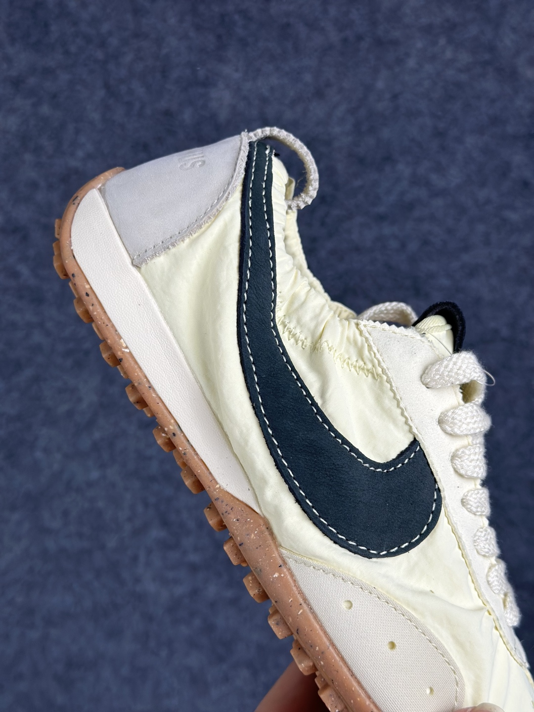 Jacquemus x Nike Moon Shoe SP 网红薄底低帮生活休闲鞋 HV8547-700-Top High Quatity Cheap Sneakers Fashion Clothing Clothes Bags handbags Shoes of all Brand wholesale With The best Quality And Beautiful Price from China Factory Chinese suppliers wholesaler seller Jacquemus x Nike Moon Shoe SP 网红薄底低帮生活休闲鞋 HV8547-700