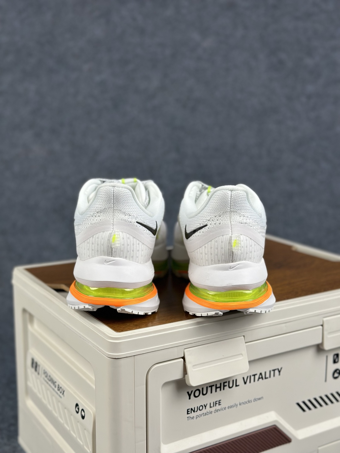 Nike Air Zoom Pegasus Premium 耐克网面全掌气垫缓震跑鞋 HQ2592-105-Top High Quatity Cheap Sneakers Fashion Clothing Clothes Bags handbags Shoes of all Brand wholesale With The best Quality And Beautiful Price from China Factory Chinese suppliers wholesaler seller Nike Air Zoom Pegasus Premium 耐克网面全掌气垫缓震跑鞋 HQ2592-105