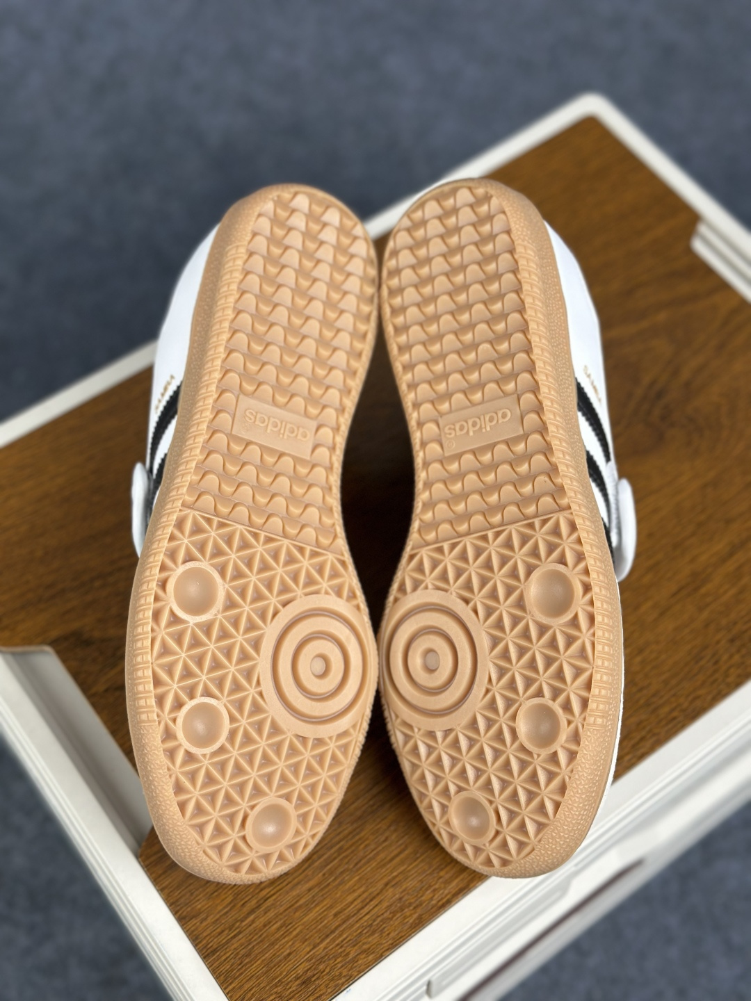 Adidas Originals Samba Jane 阿迪达斯 桑巴德训 玛丽珍舞鞋 JR1402 白色-Top High Quatity Cheap Sneakers Fashion Clothing Clothes Bags handbags Shoes of all Brand wholesale With The best Quality And Beautiful Price from China Factory Chinese suppliers wholesaler seller Adidas Originals Samba Jane 阿迪达斯 桑巴德训 玛丽珍舞鞋 JR1402 白色