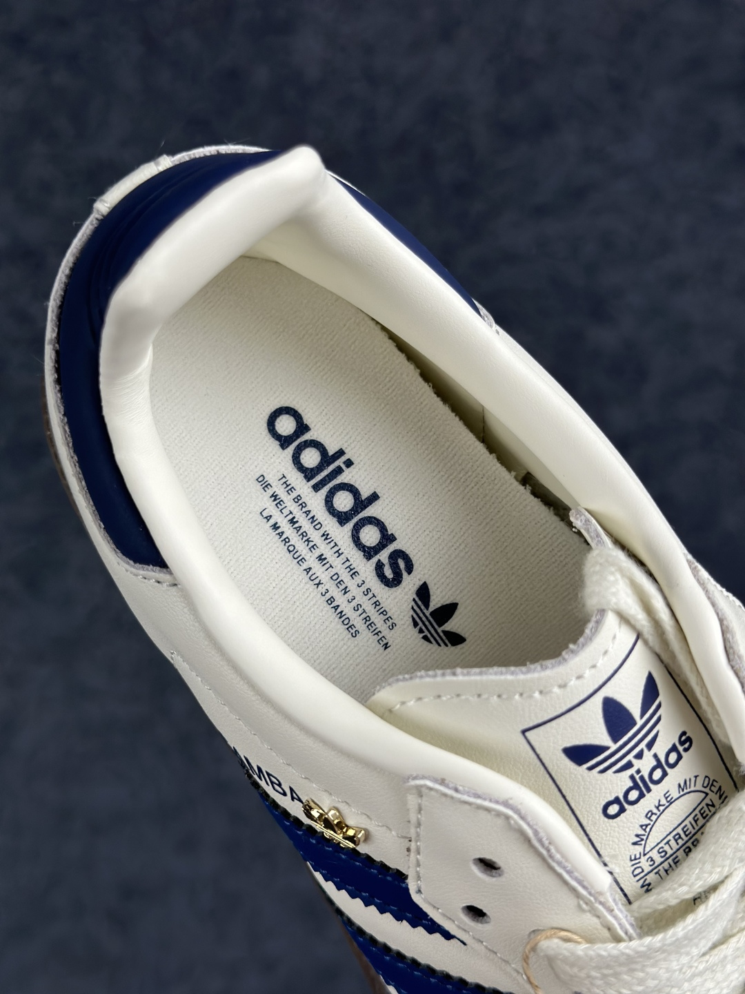 Adidas Originals Samba 阿迪达斯三叶草 桑巴舞系列绅士德训足球风百搭低帮休闲运动板鞋 IH6627-Top High Quatity Cheap Sneakers Fashion Clothing Clothes Bags handbags Shoes of all Brand wholesale With The best Quality And Beautiful Price from China Factory Chinese suppliers wholesaler seller Adidas Originals Samba 阿迪达斯三叶草 桑巴舞系列绅士德训足球风百搭低帮休闲运动板鞋 IH6627
