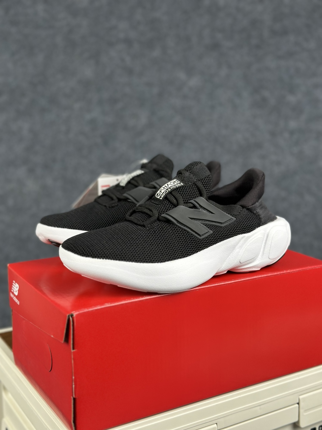 New Balance Fresh Foam RCVRY SPT v4 舒适简约贴合 低帮 训练鞋 RCVRYTK4-Top High Quatity Cheap Sneakers Fashion Clothing Clothes Bags handbags Shoes of all Brand wholesale With The best Quality And Beautiful Price from China Factory Chinese suppliers wholesaler seller New Balance Fresh Foam RCVRY SPT v4 舒适简约贴合 低帮 训练鞋 RCVRYTK4