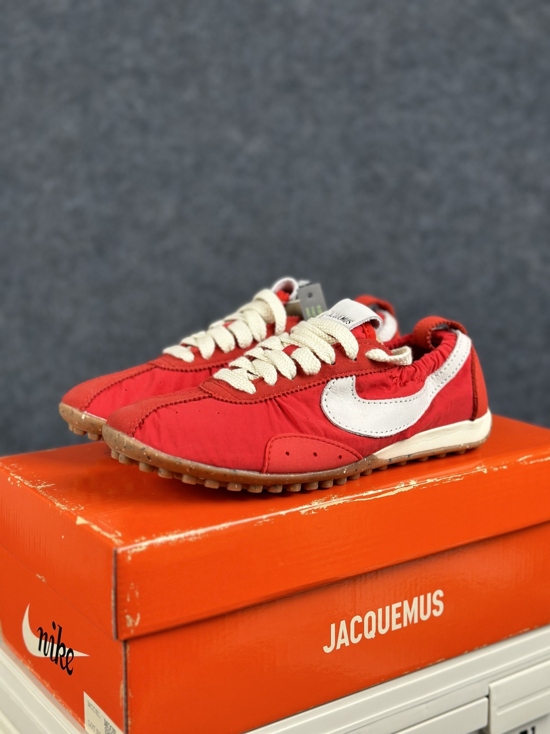 Jacquemus x Nike Moon Shoe SP 网红薄底低帮生活休闲鞋 HV8547-600-Top High Quatity Cheap Sneakers Fashion Clothing Clothes Bags handbags Shoes of all Brand wholesale With The best Quality And Beautiful Price from China Factory Chinese suppliers wholesaler seller Jacquemus x Nike Moon Shoe SP 网红薄底低帮生活休闲鞋 HV8547-600