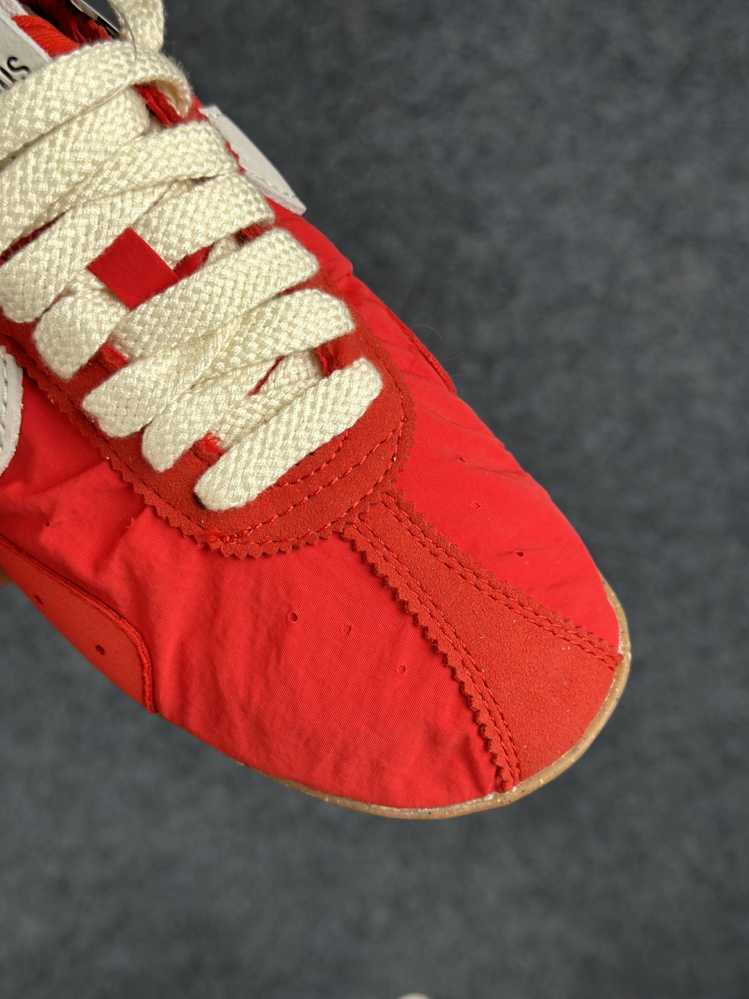 Jacquemus x Nike Moon Shoe SP 网红薄底低帮生活休闲鞋 HV8547-600-Top High Quatity Cheap Sneakers Fashion Clothing Clothes Bags handbags Shoes of all Brand wholesale With The best Quality And Beautiful Price from China Factory Chinese suppliers wholesaler seller Jacquemus x Nike Moon Shoe SP 网红薄底低帮生活休闲鞋 HV8547-600