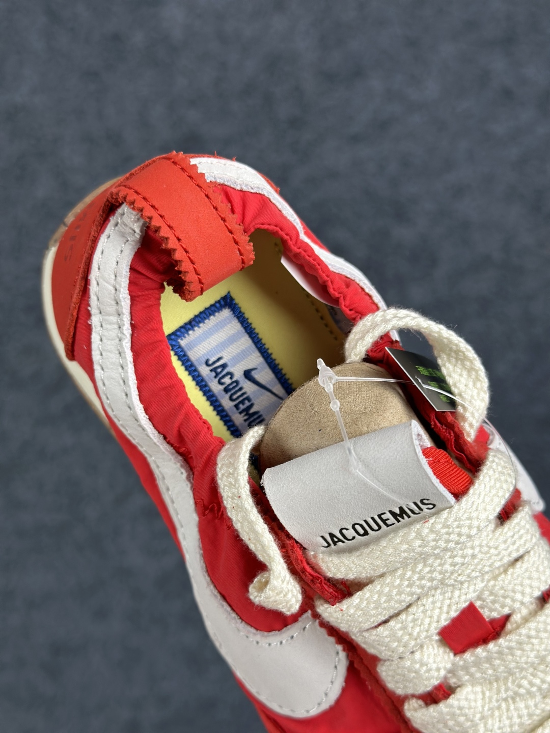 Jacquemus x Nike Moon Shoe SP 网红薄底低帮生活休闲鞋 HV8547-600-Top High Quatity Cheap Sneakers Fashion Clothing Clothes Bags handbags Shoes of all Brand wholesale With The best Quality And Beautiful Price from China Factory Chinese suppliers wholesaler seller Jacquemus x Nike Moon Shoe SP 网红薄底低帮生活休闲鞋 HV8547-600