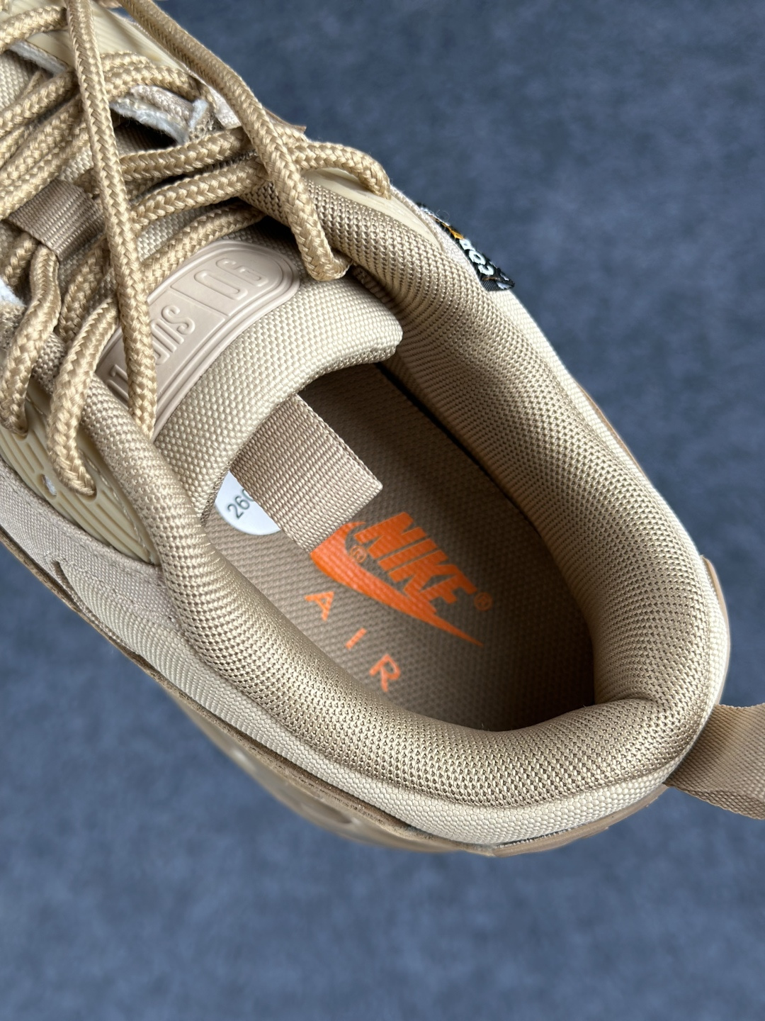Nike Air Max 90 低帮气垫跑鞋 max90 第18色 沙漠黄 CQ7743-200-Top High Quatity Cheap Sneakers Fashion Clothing Clothes Bags handbags Shoes of all Brand wholesale With The best Quality And Beautiful Price from China Factory Chinese suppliers wholesaler seller Nike Air Max 90 低帮气垫跑鞋 max90 第18色 沙漠黄 CQ7743-200