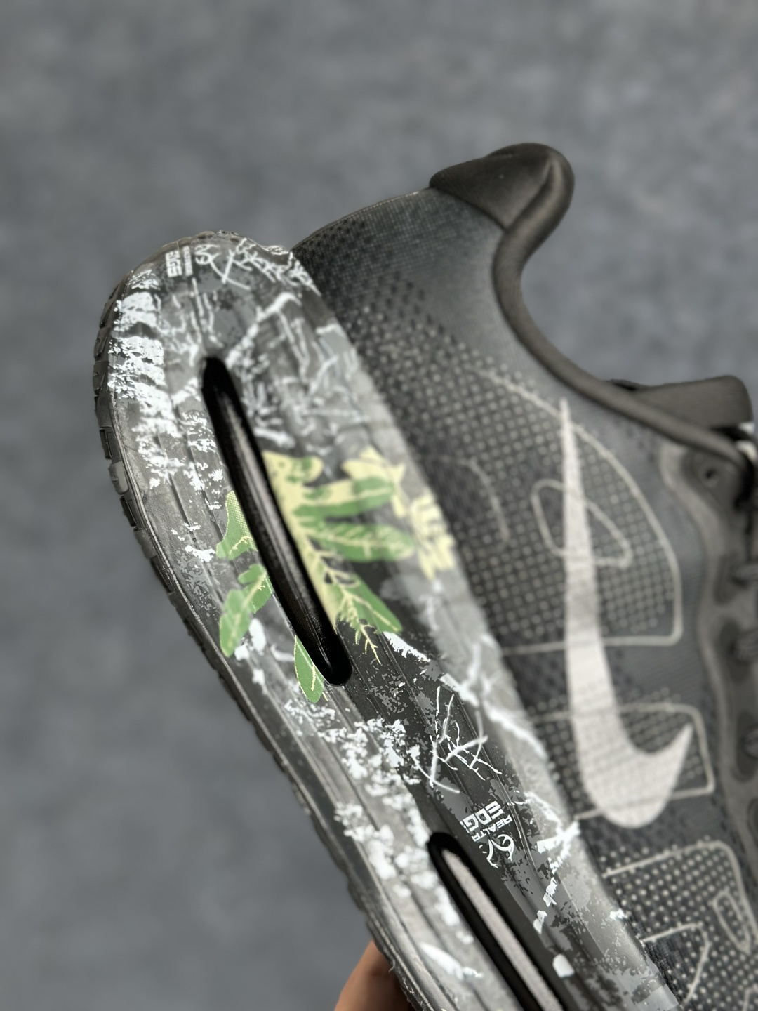 Nike Vomero Premium 低帮跑步鞋黑色 IO7325-001-Top High Quatity Cheap Sneakers Fashion Clothing Clothes Bags handbags Shoes of all Brand wholesale With The best Quality And Beautiful Price from China Factory Chinese suppliers wholesaler seller Nike Vomero Premium 低帮跑步鞋黑色 IO7325-001
