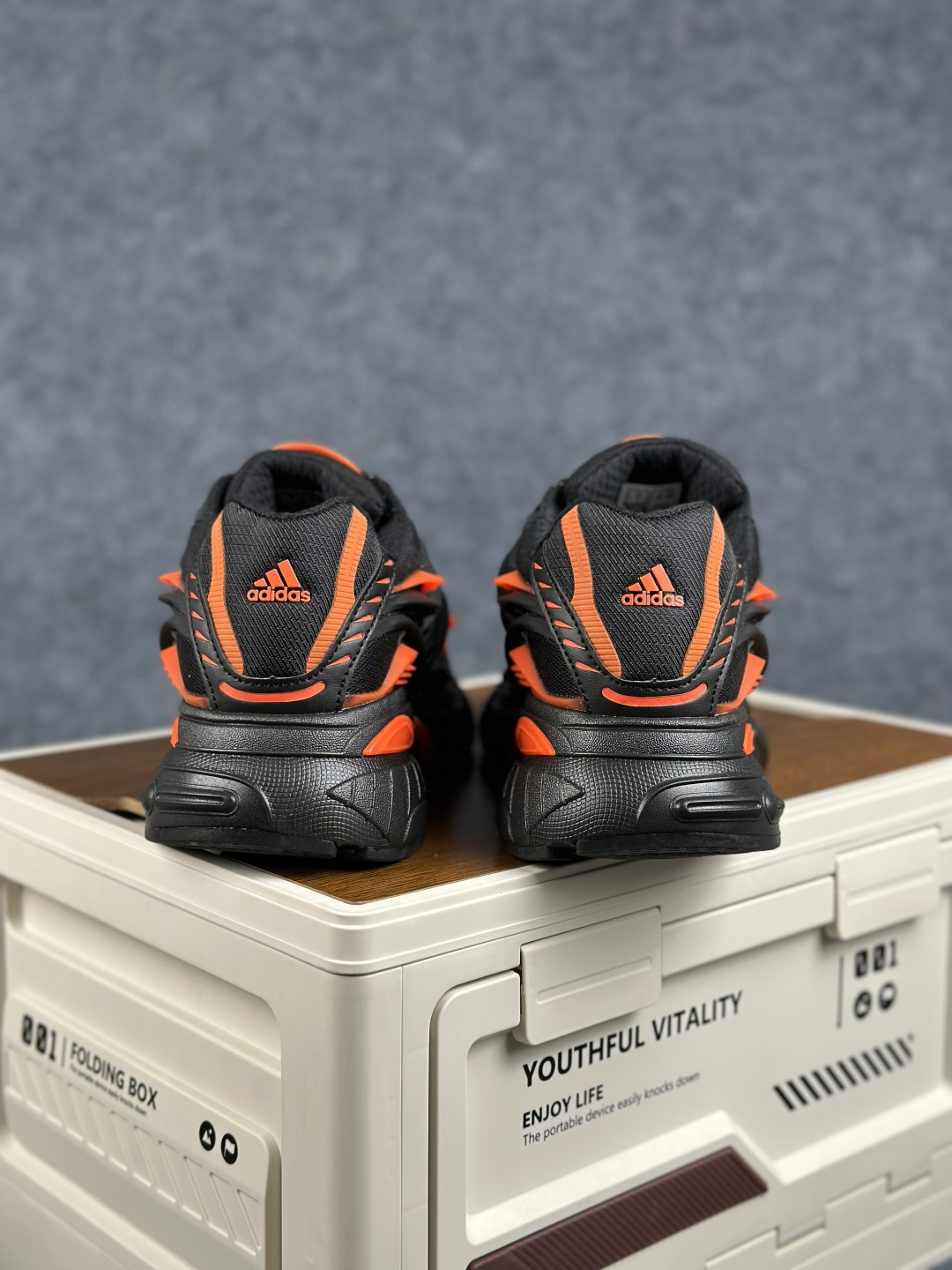 外贸爆款 Pharrell x Adidas Adistar Jellyfish GLX 2.0阿迪达斯联名款低帮复古风老爹鞋 KJ5731-Top High Quatity Cheap Sneakers Fashion Clothing Clothes Bags handbags Shoes of all Brand wholesale With The best Quality And Beautiful Price from China Factory Chinese suppliers wholesaler seller 外贸爆款 Pharrell x Adidas Adistar Jellyfish GLX 2.0阿迪达斯联名款低帮复古风老爹鞋 KJ5731