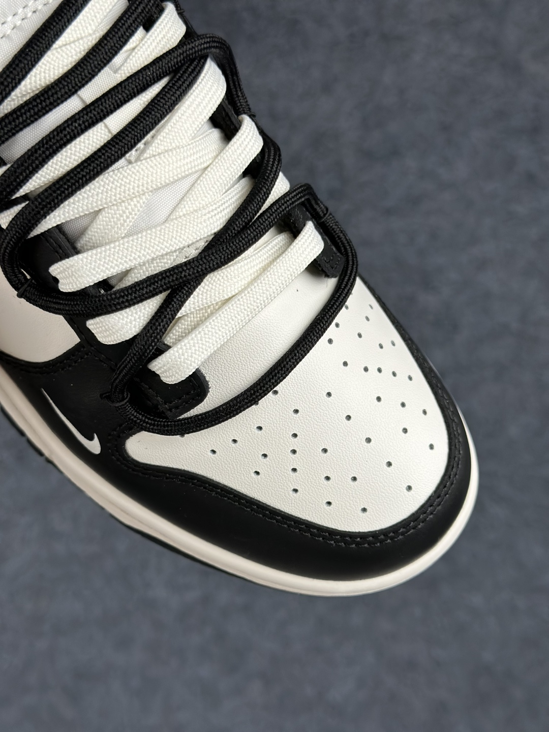 Nike SB Dunk Low 绑带低帮休闲滑板鞋 BB0620-122-Top High Quatity Cheap Sneakers Fashion Clothing Clothes Bags handbags Shoes of all Brand wholesale With The best Quality And Beautiful Price from China Factory Chinese suppliers wholesaler seller Nike SB Dunk Low 绑带低帮休闲滑板鞋 BB0620-122
