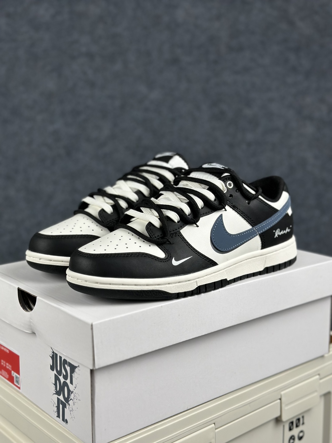 Nike SB Dunk Low 绑带低帮休闲滑板鞋 BB0620-122-Top High Quatity Cheap Sneakers Fashion Clothing Clothes Bags handbags Shoes of all Brand wholesale With The best Quality And Beautiful Price from China Factory Chinese suppliers wholesaler seller Nike SB Dunk Low 绑带低帮休闲滑板鞋 BB0620-122