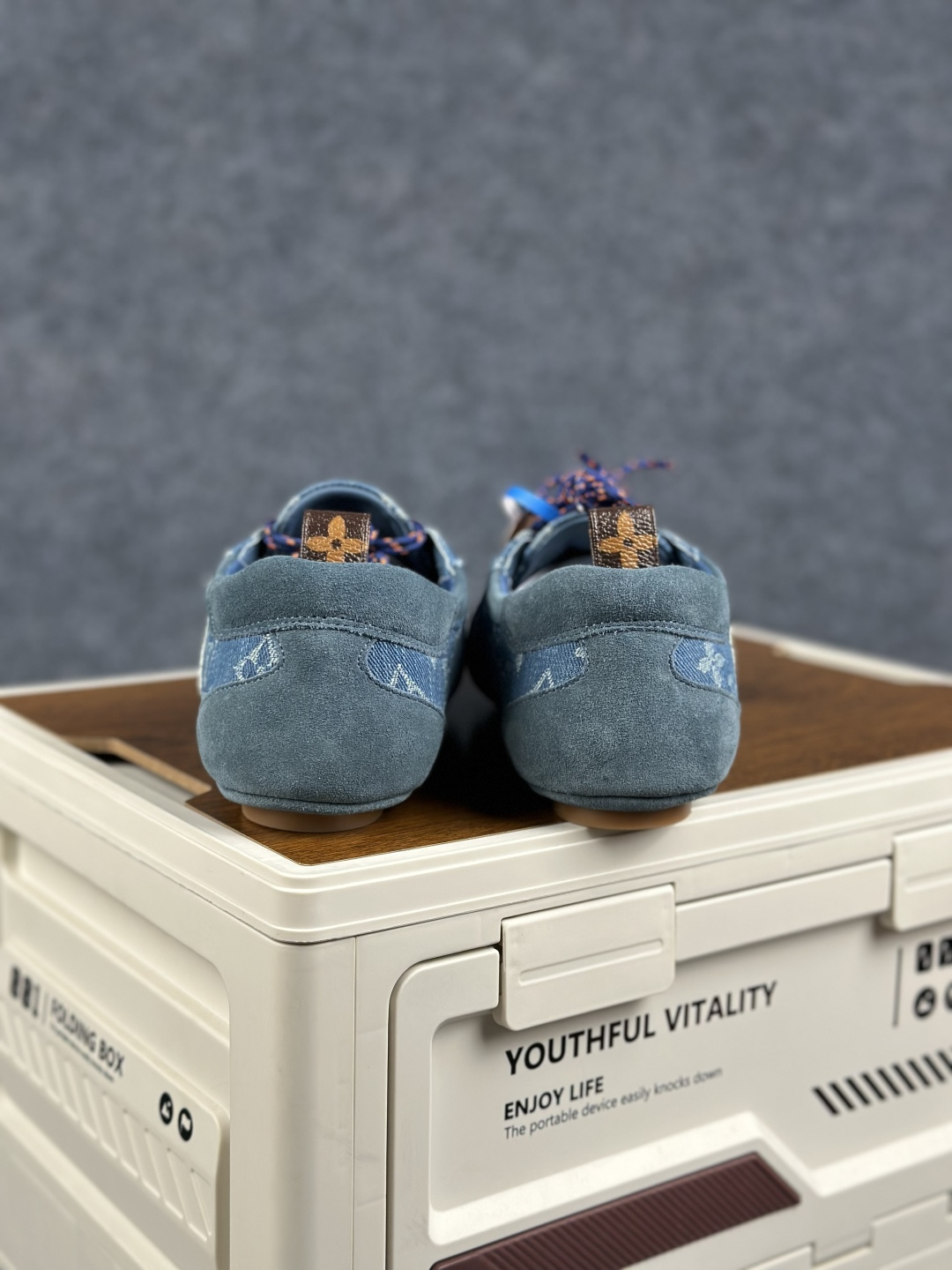 lv 最新Sneakerina系列 情侣款 玛丽珍 丹宁牛仔布 芭蕾运动鞋 德训鞋 休闲 平底鞋-Top High Quatity Cheap Sneakers Fashion Clothing Clothes Bags handbags Shoes of all Brand wholesale With The best Quality And Beautiful Price from China Factory Chinese suppliers wholesaler seller lv 最新Sneakerina系列 情侣款 玛丽珍 丹宁牛仔布 芭蕾运动鞋 德训鞋 休闲 平底鞋