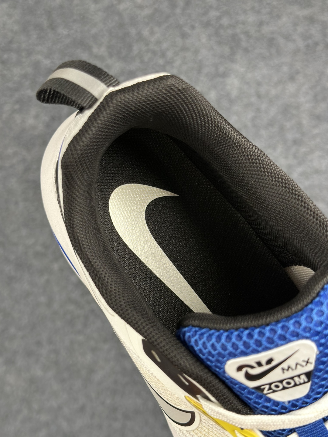 Nike Zoom Winflo 40 登月网面透气跑步鞋 DA9836-001-Top High Quatity Cheap Sneakers Fashion Clothing Clothes Bags handbags Shoes of all Brand wholesale With The best Quality And Beautiful Price from China Factory Chinese suppliers wholesaler seller Nike Zoom Winflo 40 登月网面透气跑步鞋 DA9836-001