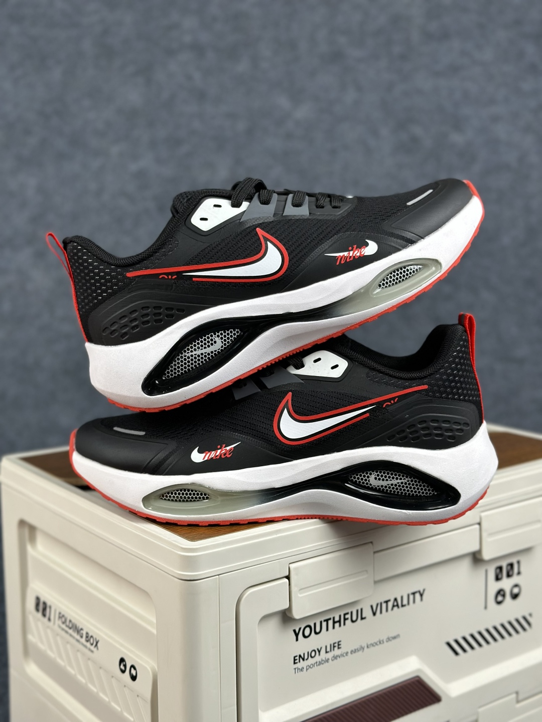 Nike Zoom Winflo 40 登月网面透气跑步鞋 DA9836-004-Top High Quatity Cheap Sneakers Fashion Clothing Clothes Bags handbags Shoes of all Brand wholesale With The best Quality And Beautiful Price from China Factory Chinese suppliers wholesaler seller Nike Zoom Winflo 40 登月网面透气跑步鞋 DA9836-004