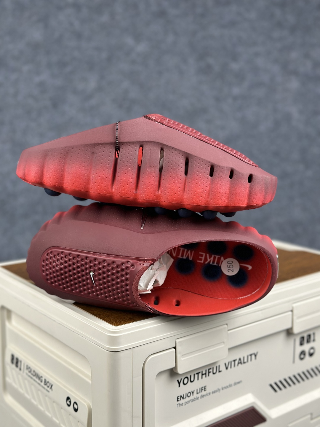 Nike Mind 001 神经科学足底按摩拖鞋 HQ4307-601 深红渐变-Top High Quatity Cheap Sneakers Fashion Clothing Clothes Bags handbags Shoes of all Brand wholesale With The best Quality And Beautiful Price from China Factory Chinese suppliers wholesaler seller Nike Mind 001 神经科学足底按摩拖鞋 HQ4307-601 深红渐变