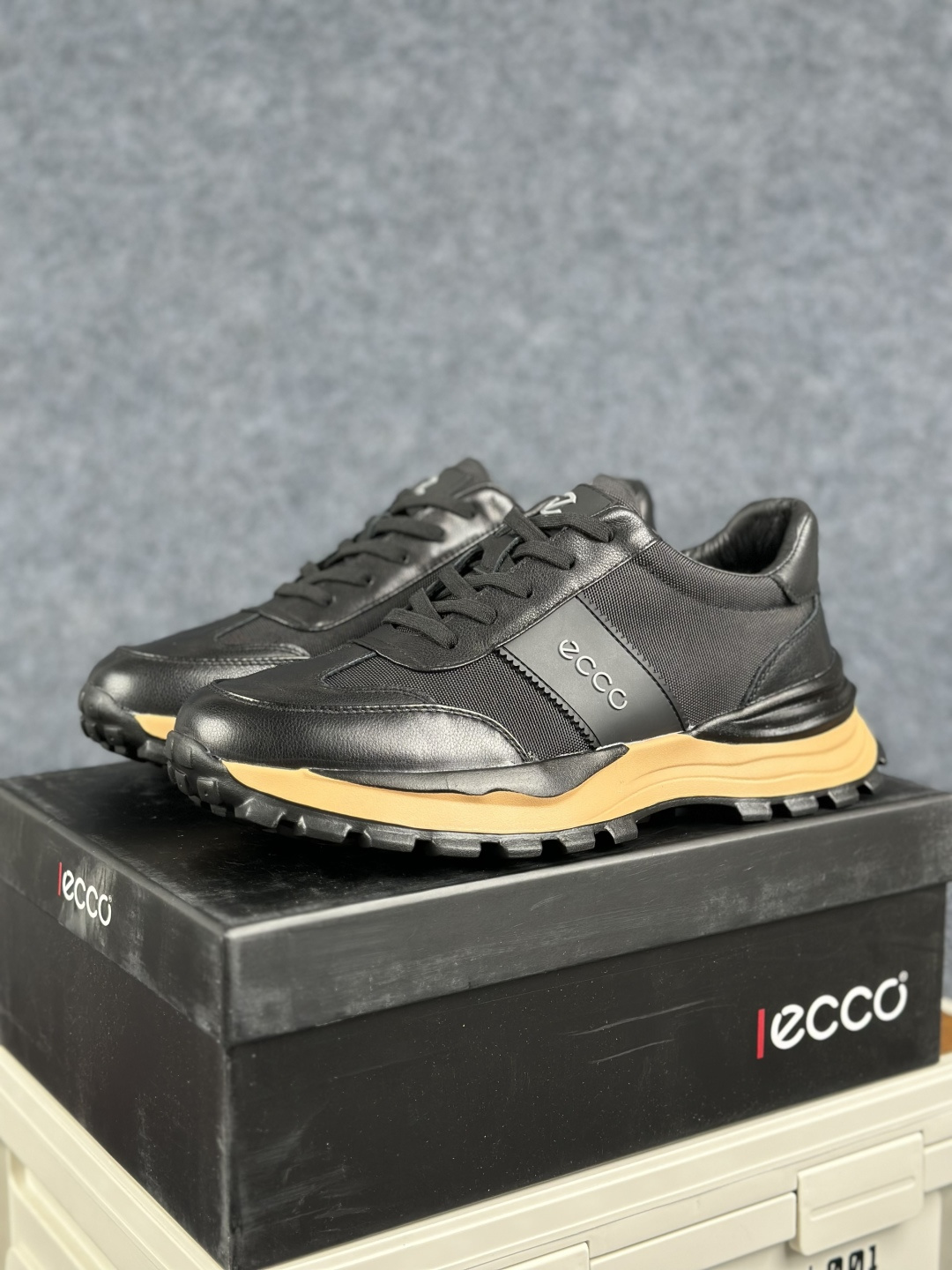 ECCO爱步男鞋百搭运动鞋男款 四季款阿甘鞋休闲华夫鞋复古跑鞋 ■款式鉴赏 756558黑-Top High Quatity Cheap Sneakers Fashion Clothing Clothes Bags handbags Shoes of all Brand wholesale With The best Quality And Beautiful Price from China Factory Chinese suppliers wholesaler seller ECCO爱步男鞋百搭运动鞋男款 四季款阿甘鞋休闲华夫鞋复古跑鞋 ■款式鉴赏 756558黑