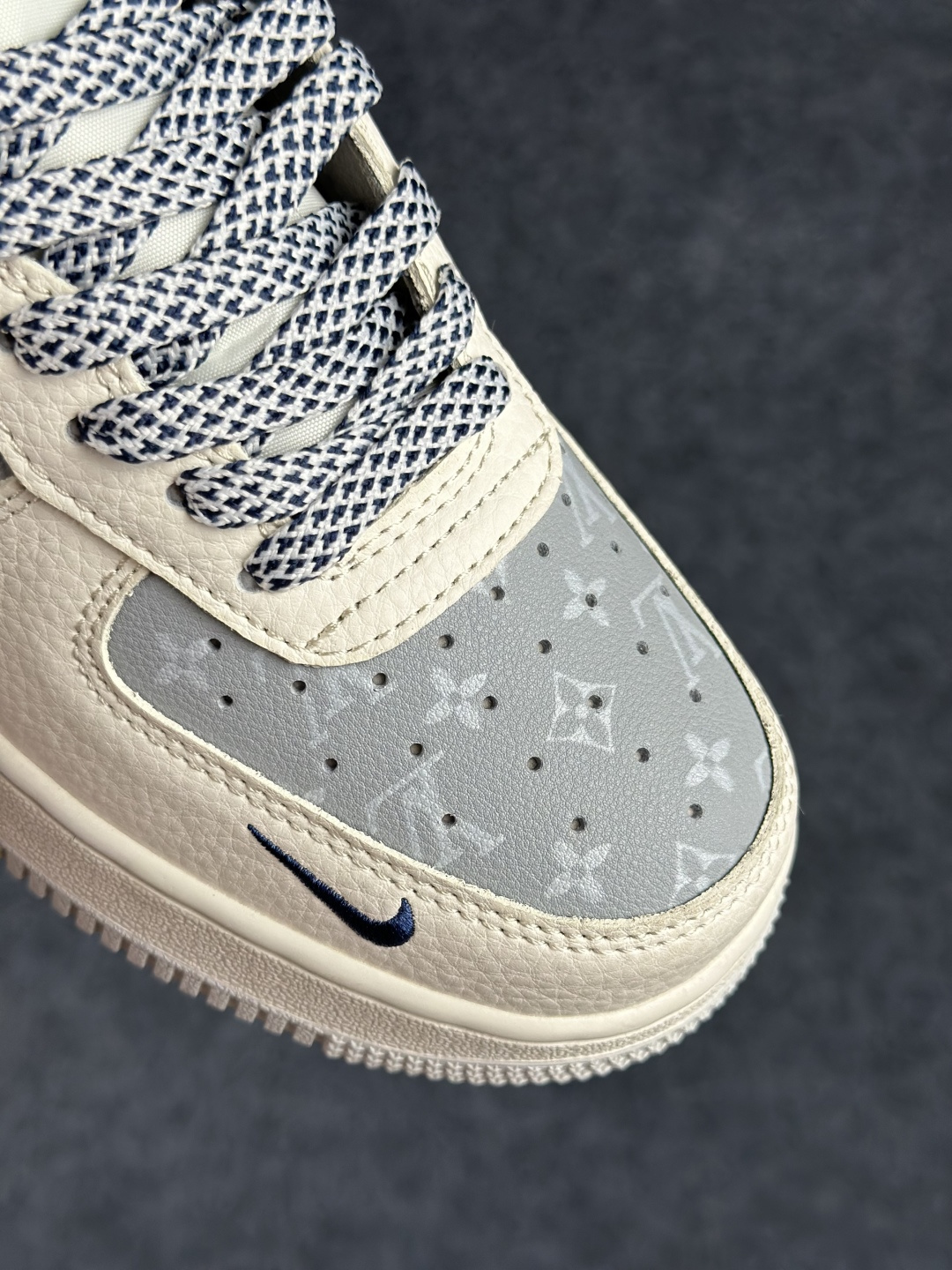 Nike Air Force 1'07 Low 联名款 空军一号低帮休闲板鞋 SS1979-015-Top High Quatity Cheap Sneakers Fashion Clothing Clothes Bags handbags Shoes of all Brand wholesale With The best Quality And Beautiful Price from China Factory Chinese suppliers wholesaler seller Nike Air Force 1'07 Low 联名款 空军一号低帮休闲板鞋 SS1979-015