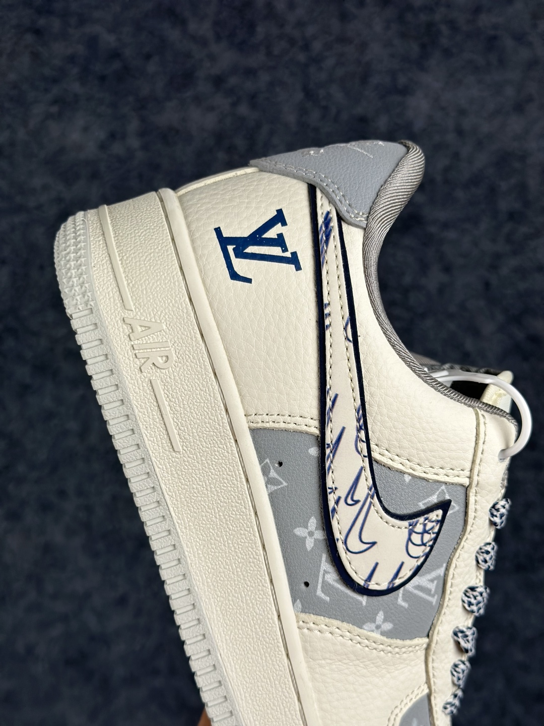 Nike Air Force 1'07 Low 联名款 空军一号低帮休闲板鞋 SS1979-015-Top High Quatity Cheap Sneakers Fashion Clothing Clothes Bags handbags Shoes of all Brand wholesale With The best Quality And Beautiful Price from China Factory Chinese suppliers wholesaler seller Nike Air Force 1'07 Low 联名款 空军一号低帮休闲板鞋 SS1979-015